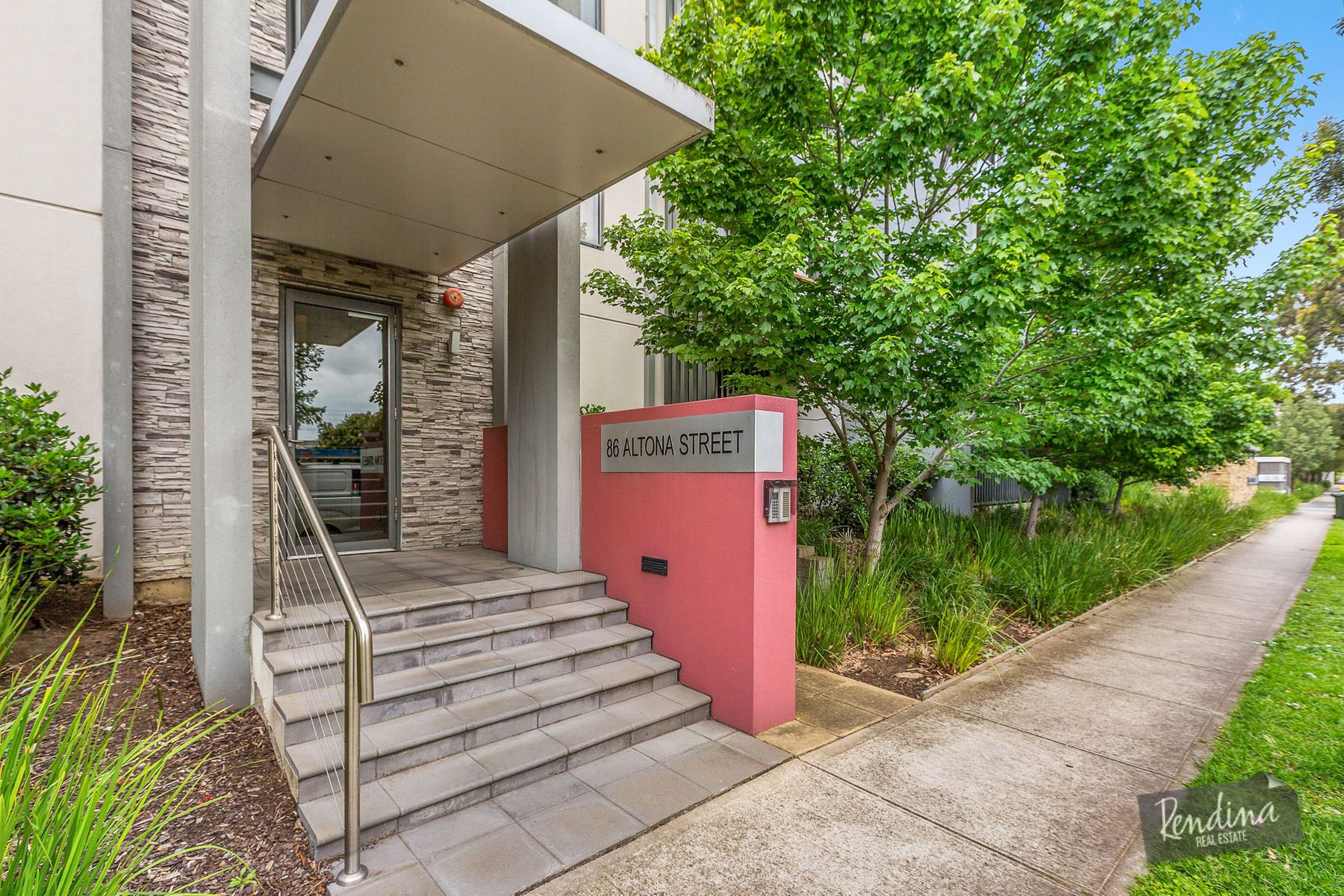 211/86 Altona Street, Kensington - Thumbnail 2