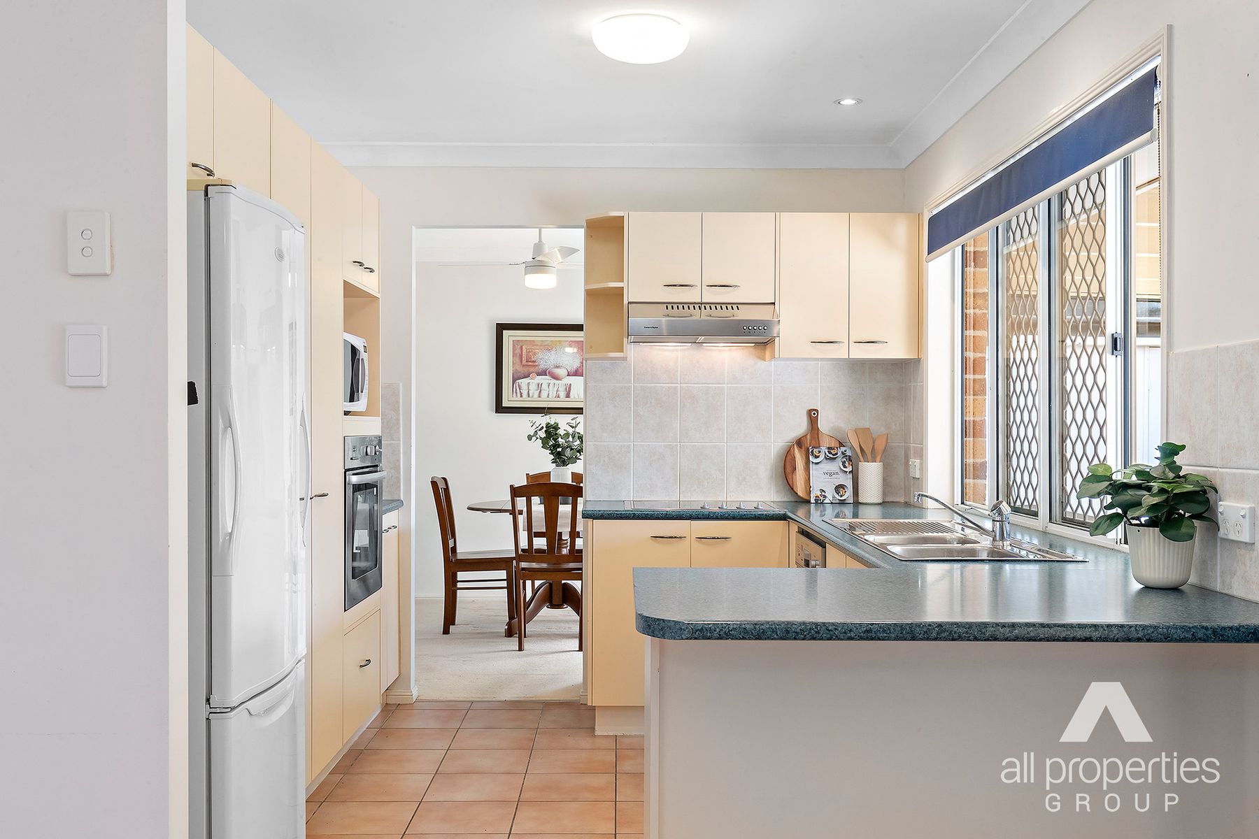 9 Sandford Court, Heritage Park QLD 4118, Heritage Park - Thumbnail 2