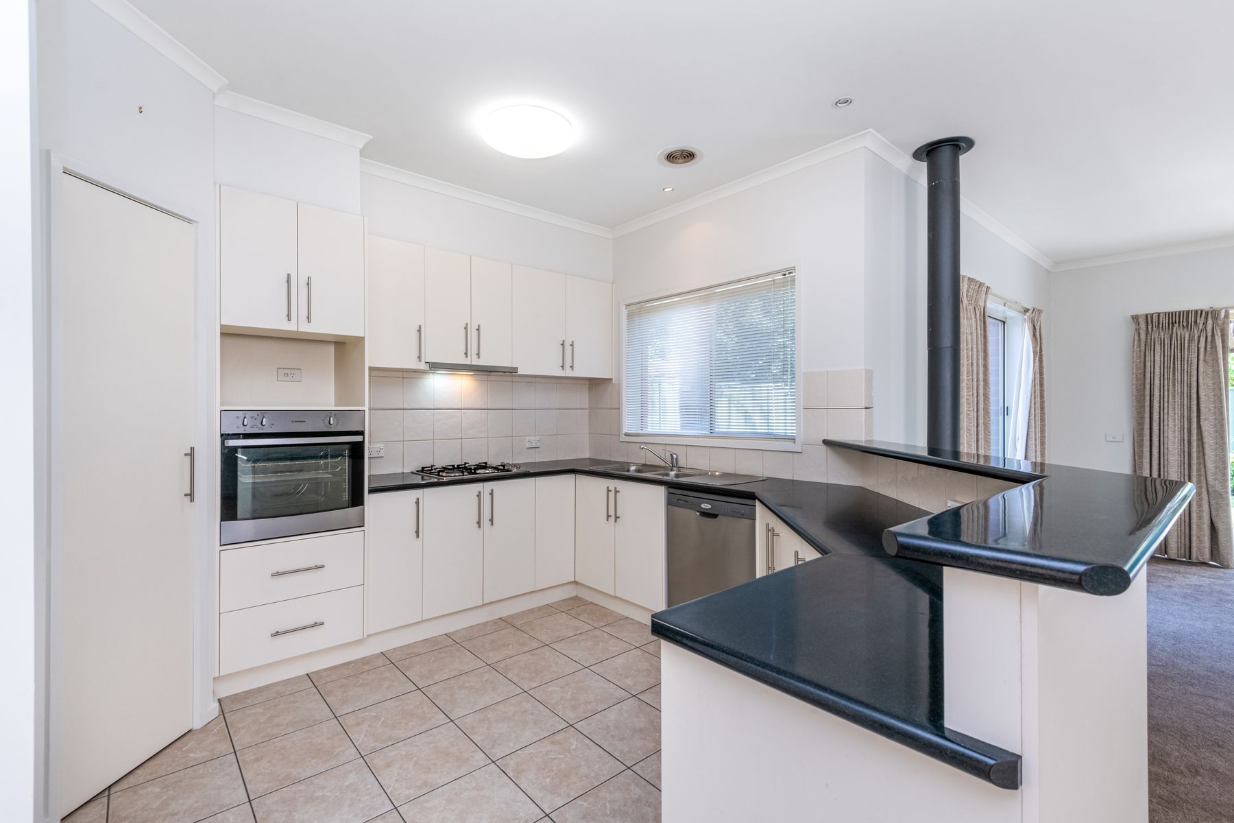 2/19 Havelock Street, Bendigo, VIC 3550, Bendigo - Thumbnail 2