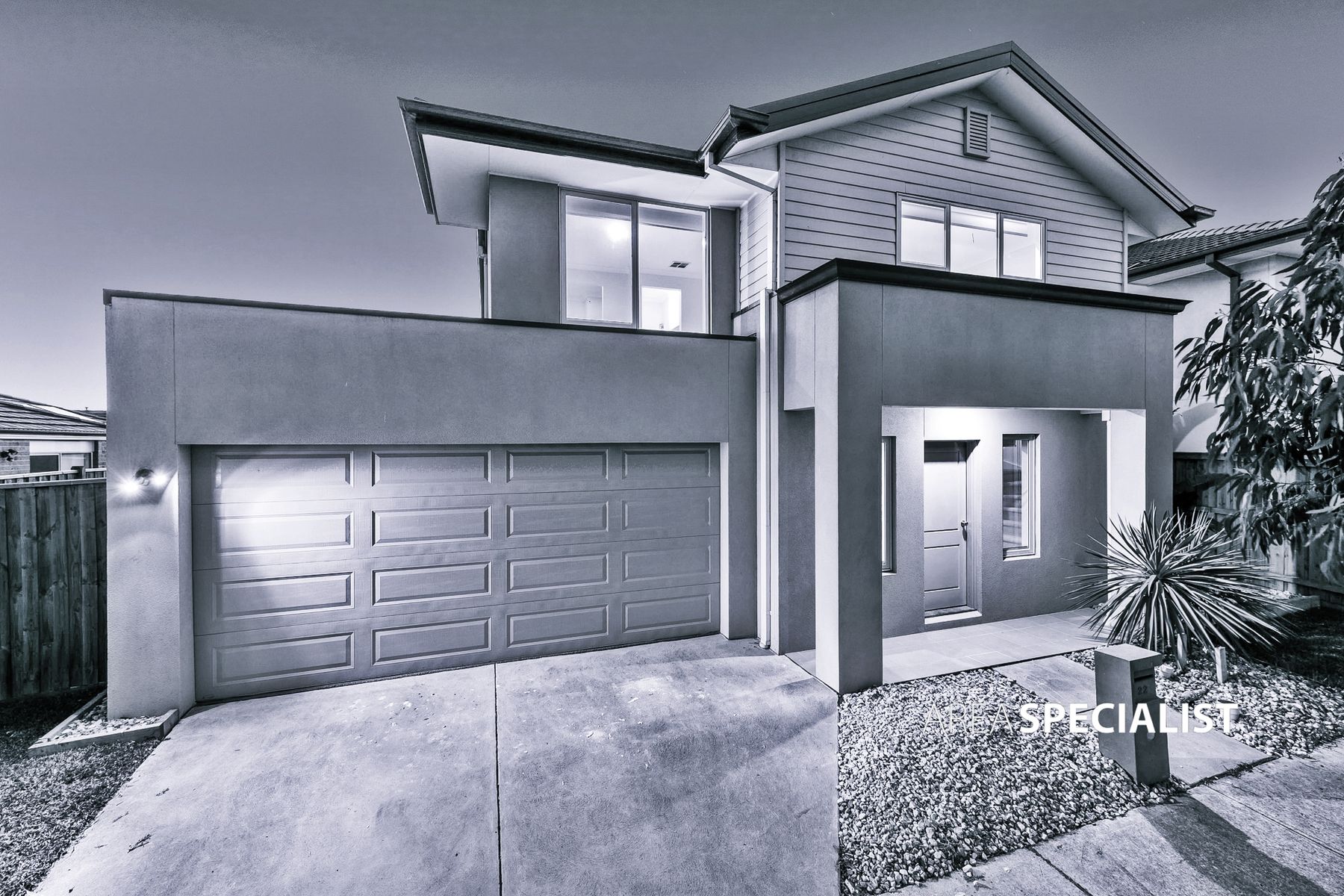 22 Mossey Crescent, Cranbourne East, VIC 3977