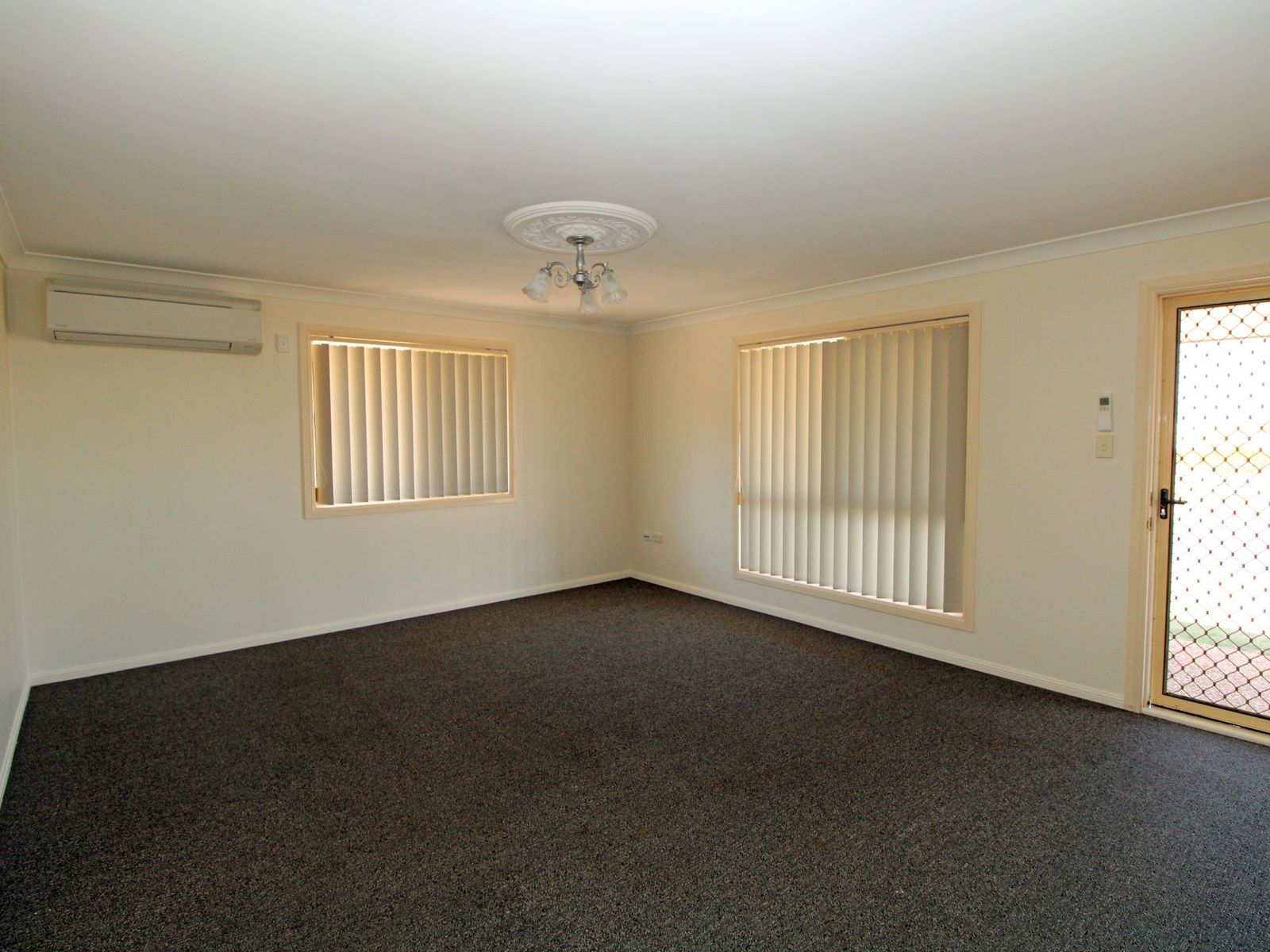 14 Kidman Drive, Warwick - Thumbnail 5