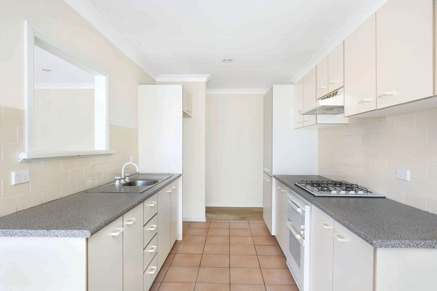 1/14 Northview Terrace, Figtree NSW 2525, Figtree - Thumbnail 2