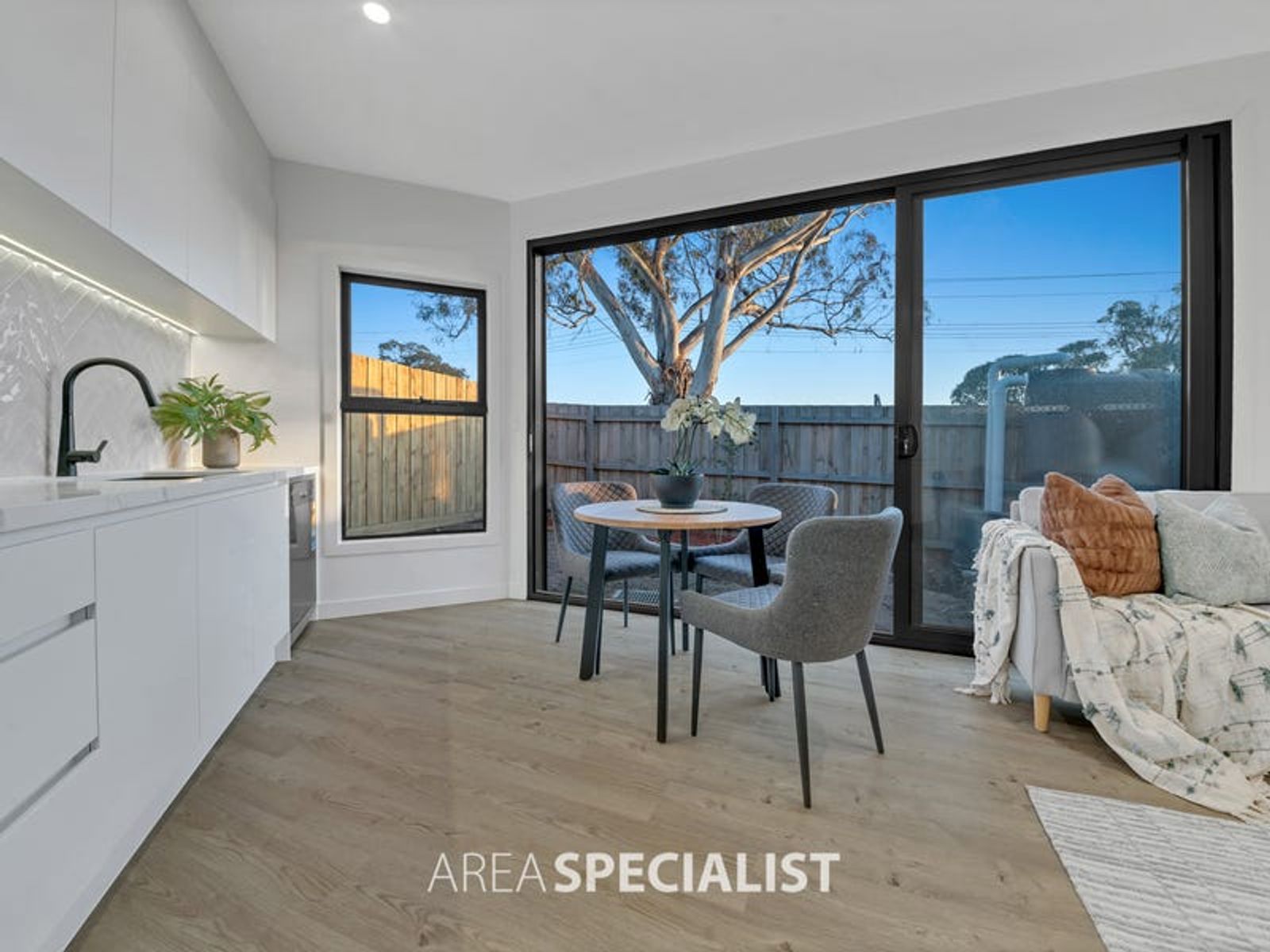 3/4 Daryl Court, Hampton Park, VIC 3976, Hampton Park - Thumbnail 4