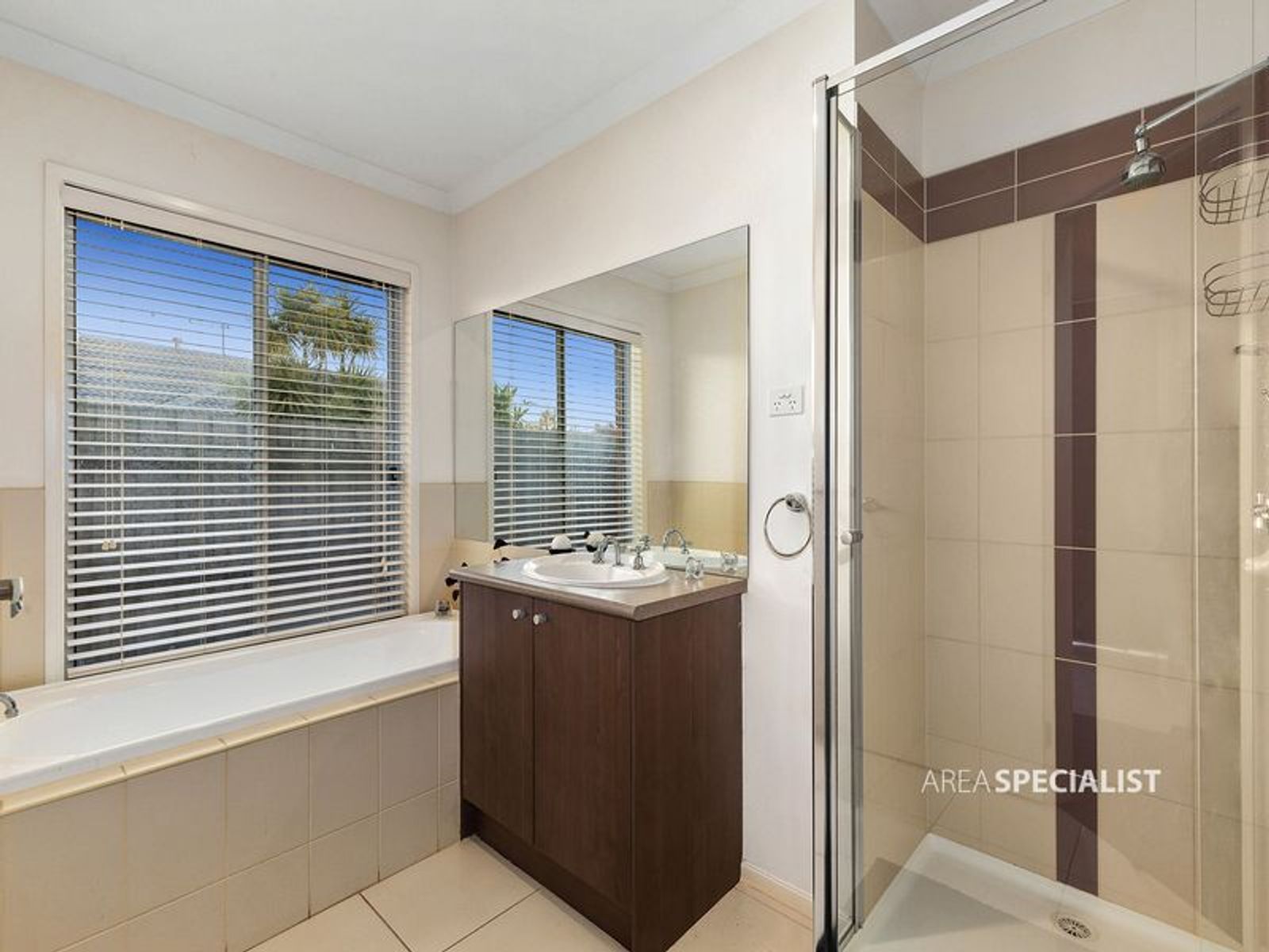 56 Phoenix Avenue, Cranbourne, VIC 3977, Cranbourne - Thumbnail 8