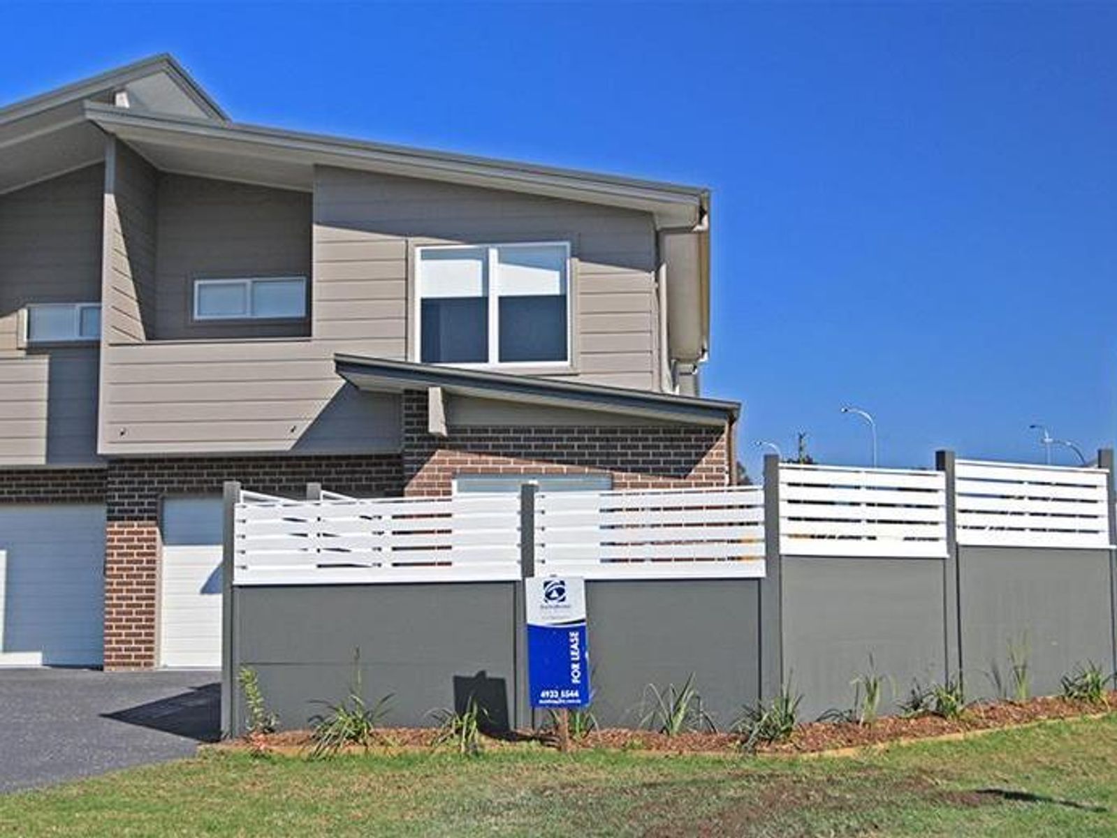 1/49 Finch Crescent, Aberglasslyn NSW 2320