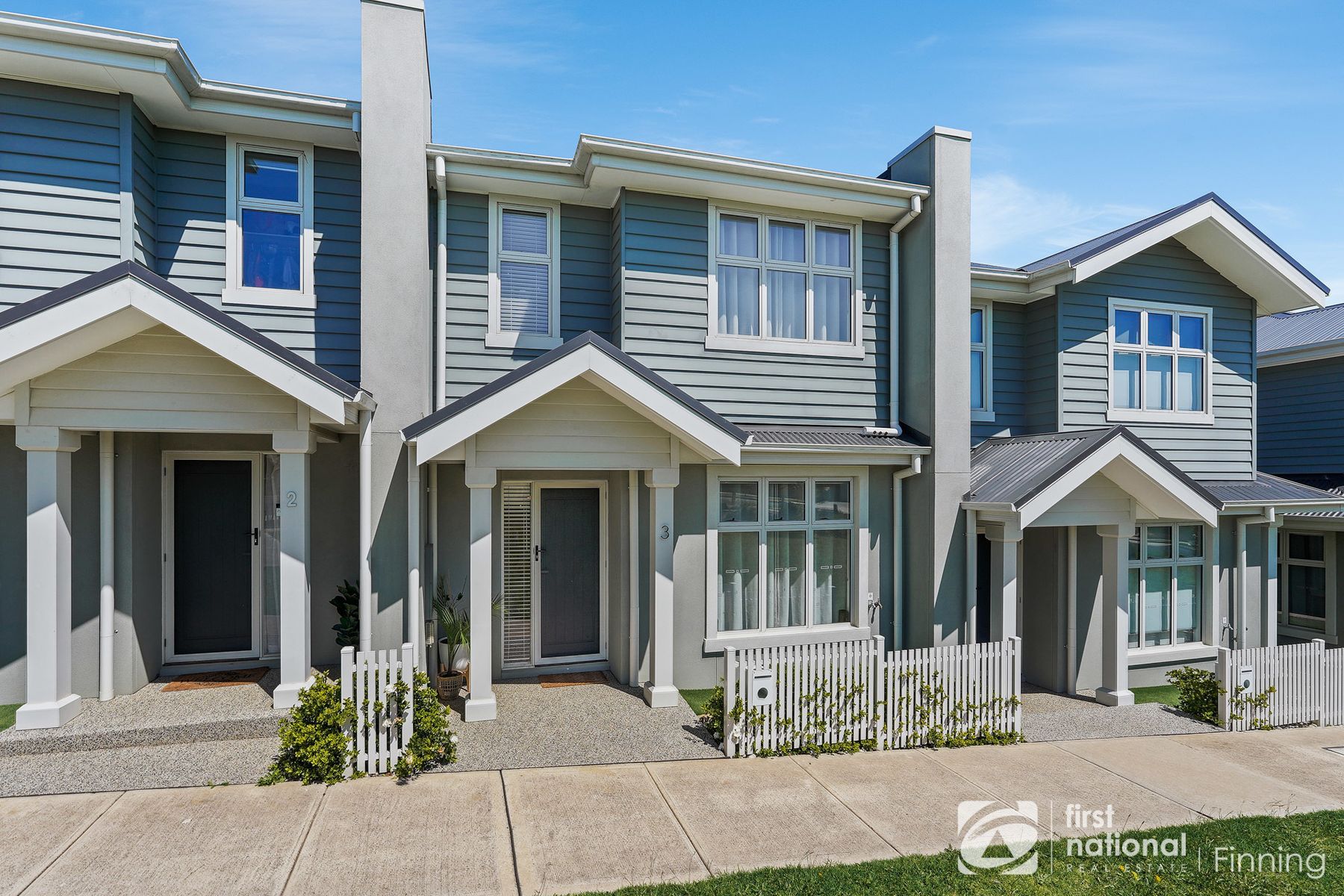3 Splendour Lane, Berwick VIC 3806, Berwick - Thumbnail 2