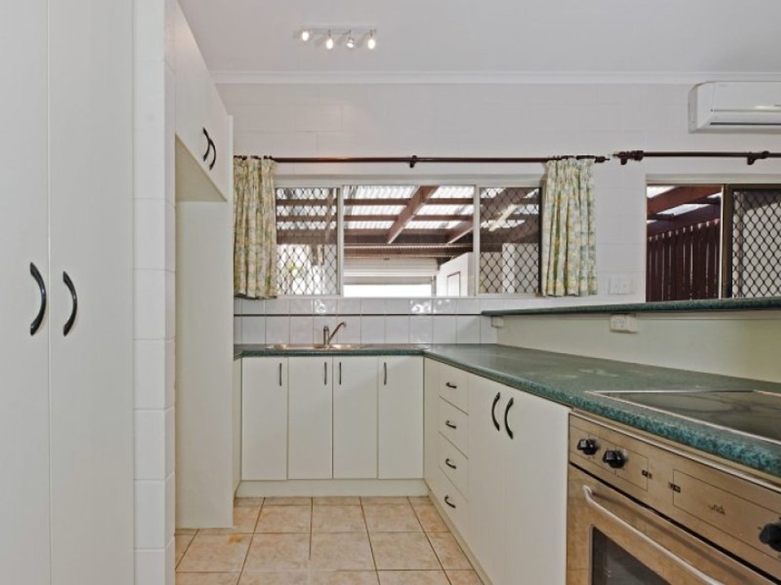 1/51 Kalymnos Drive, Karama NT 0812, Karama - Thumbnail 4