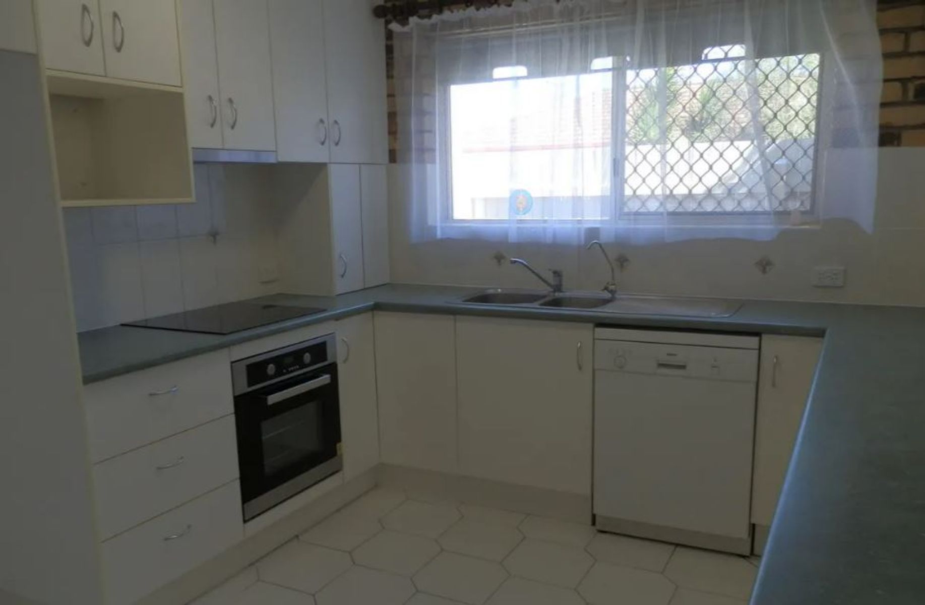 32 Quail Street, Bellara QLD 4507, Bellara - Thumbnail 3