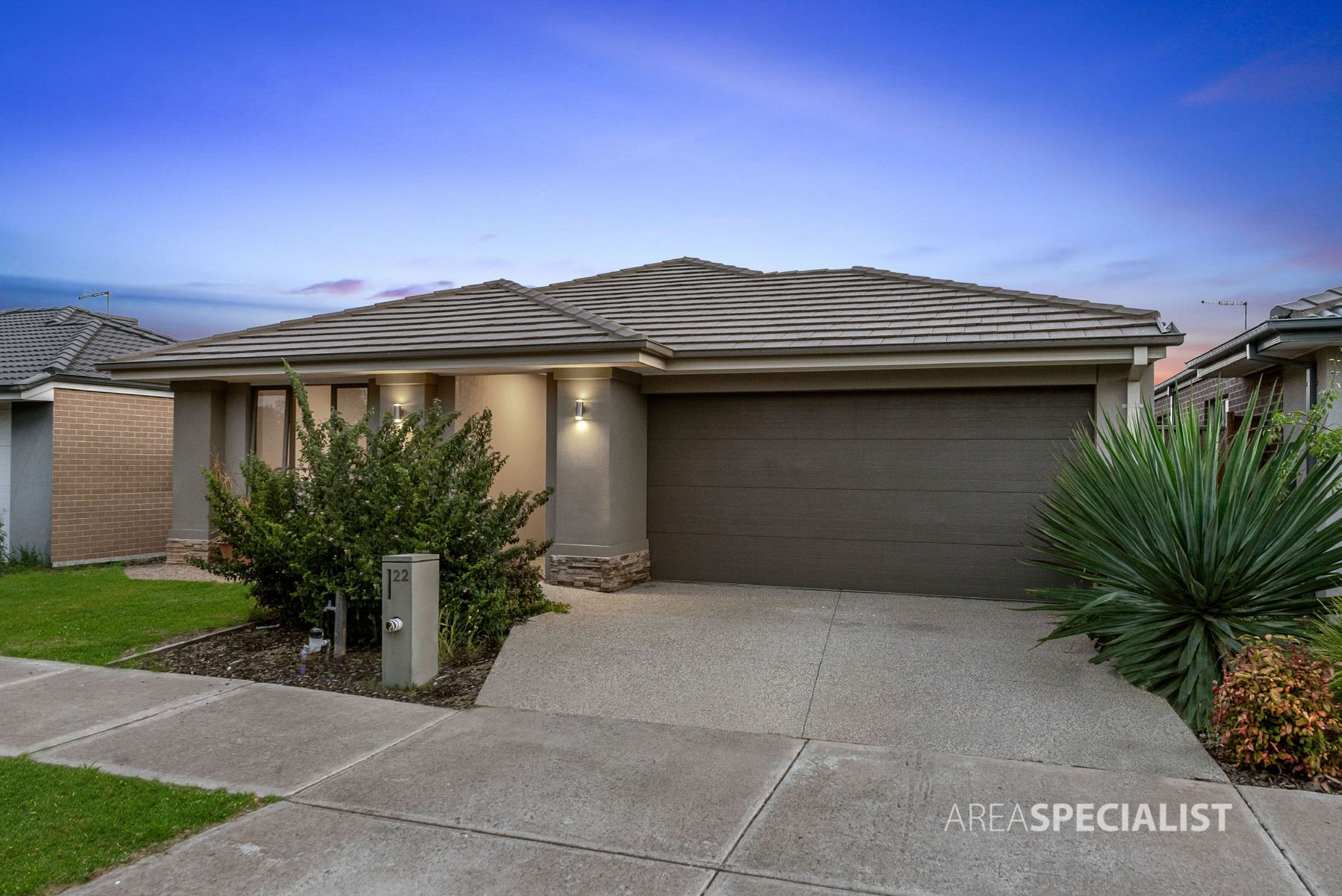 22 Kurrali Crescent, Werribee, VIC 3030, Werribee - Thumbnail 3