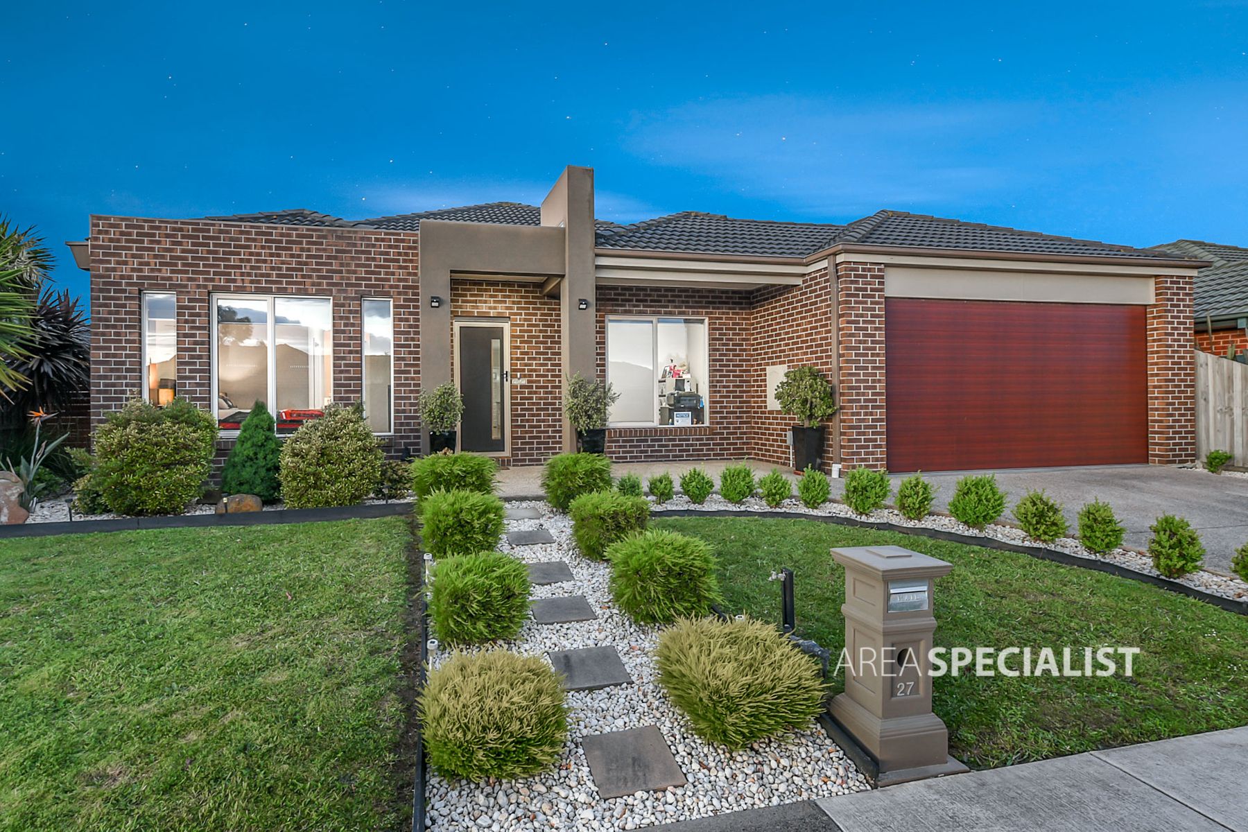 27 Storey Drive, Pakenham, VIC 3810, Pakenham - Thumbnail 2