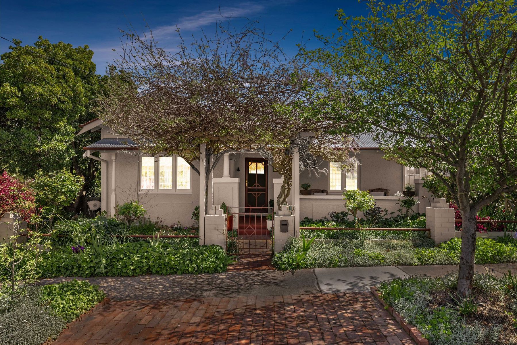 1 Symonds Street, Queanbeyan - Image 1