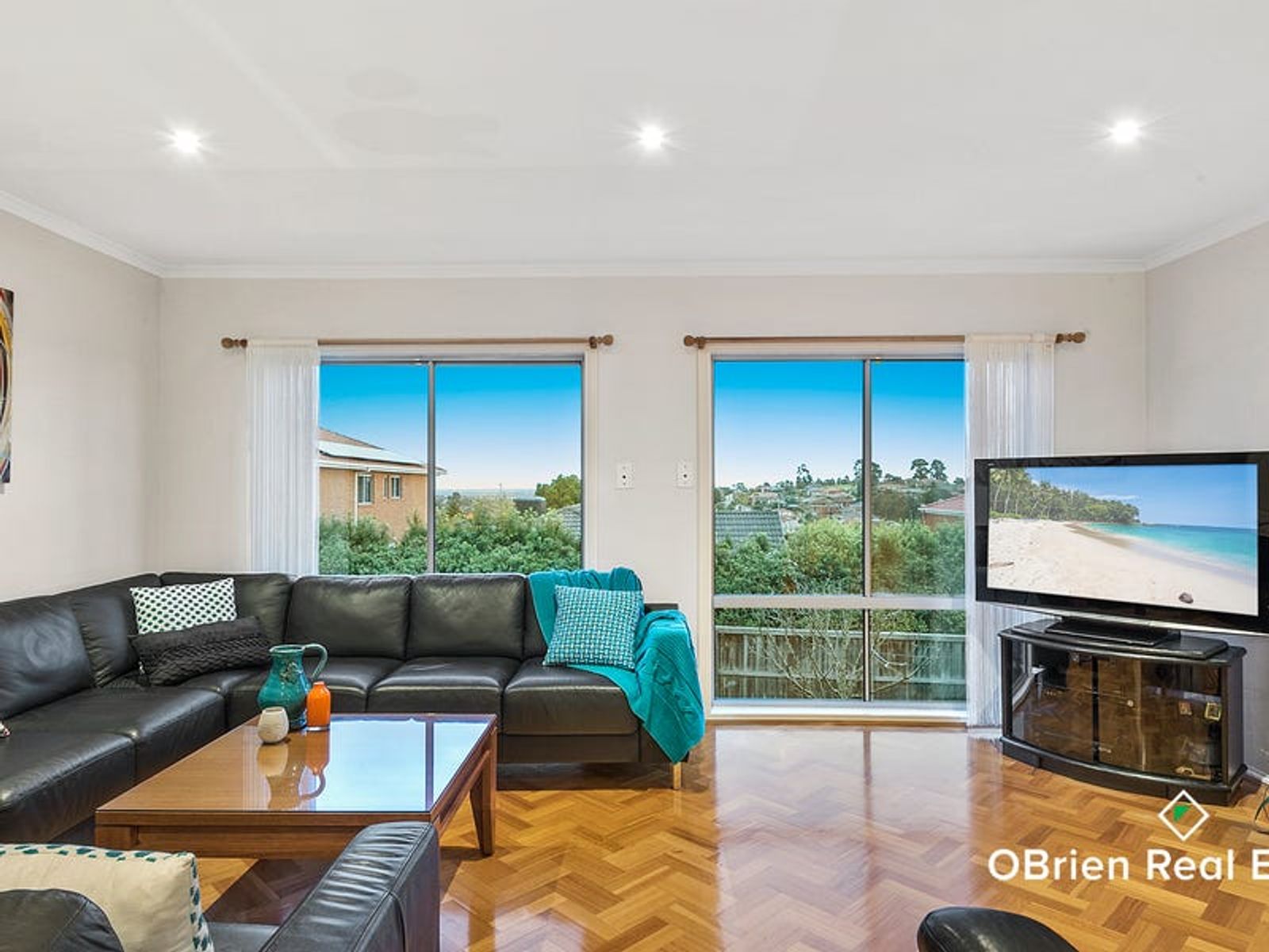 4 Jersey Close, Endeavour Hills, VIC 3802, Endeavour Hills - Thumbnail 2