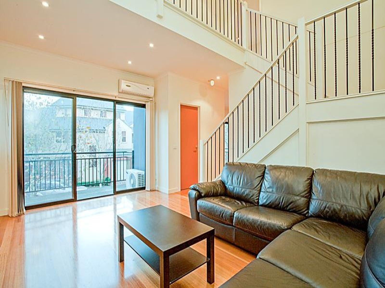 206 Stockmans Way, Kensington - Thumbnail 3