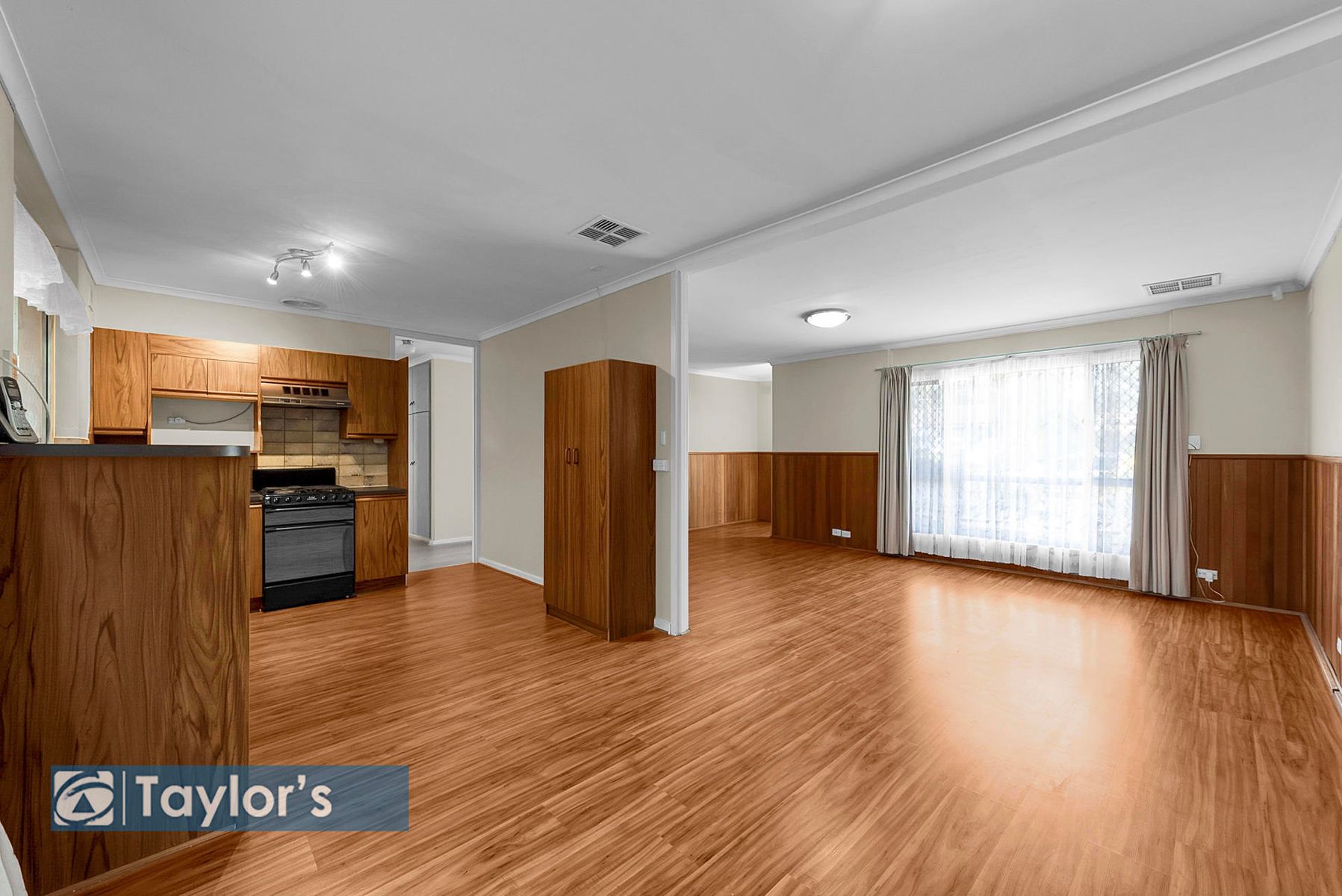 34 Hawke Crescent, Salisbury East SA 5109, Salisbury East - Thumbnail 5
