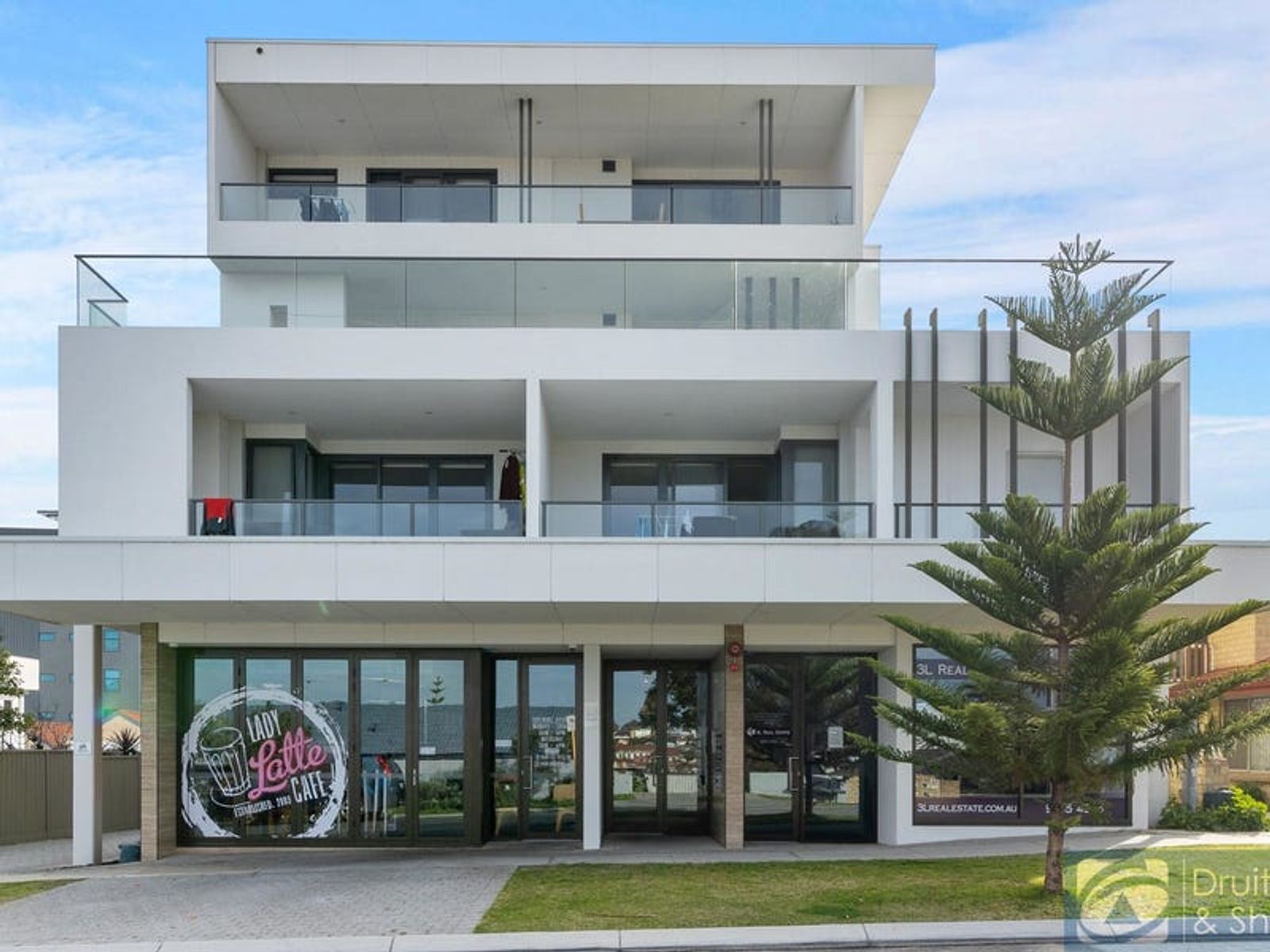 6/39 Edgehill Street, Scarborough WA 6019