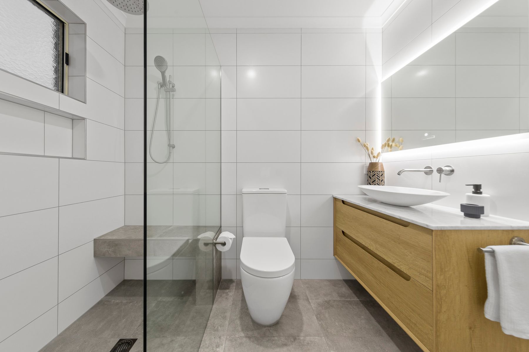 DM 133 KauriGrv GlenWaverley 44 of 65 SML