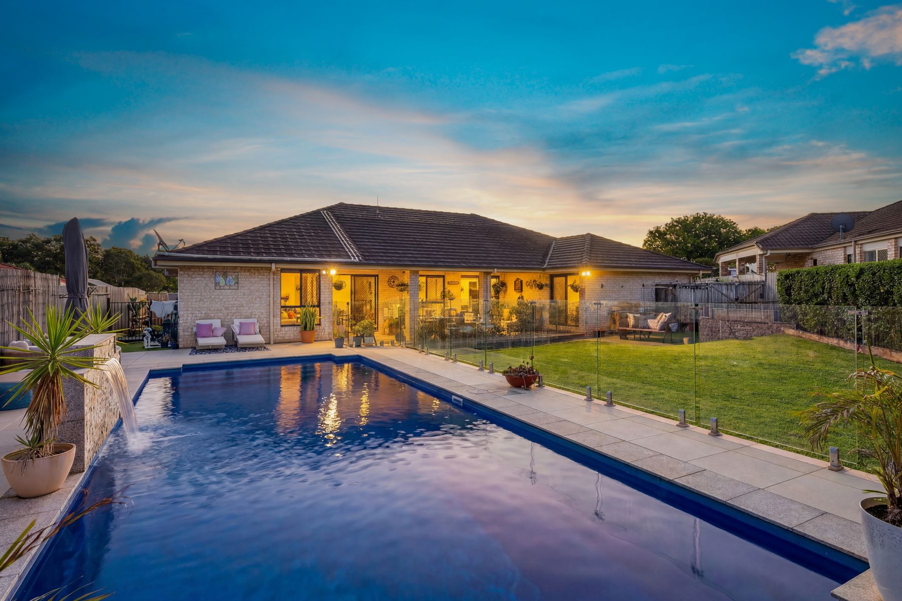 13 Daly Place, Redland Bay QLD 4165, Redland Bay - Thumbnail 2