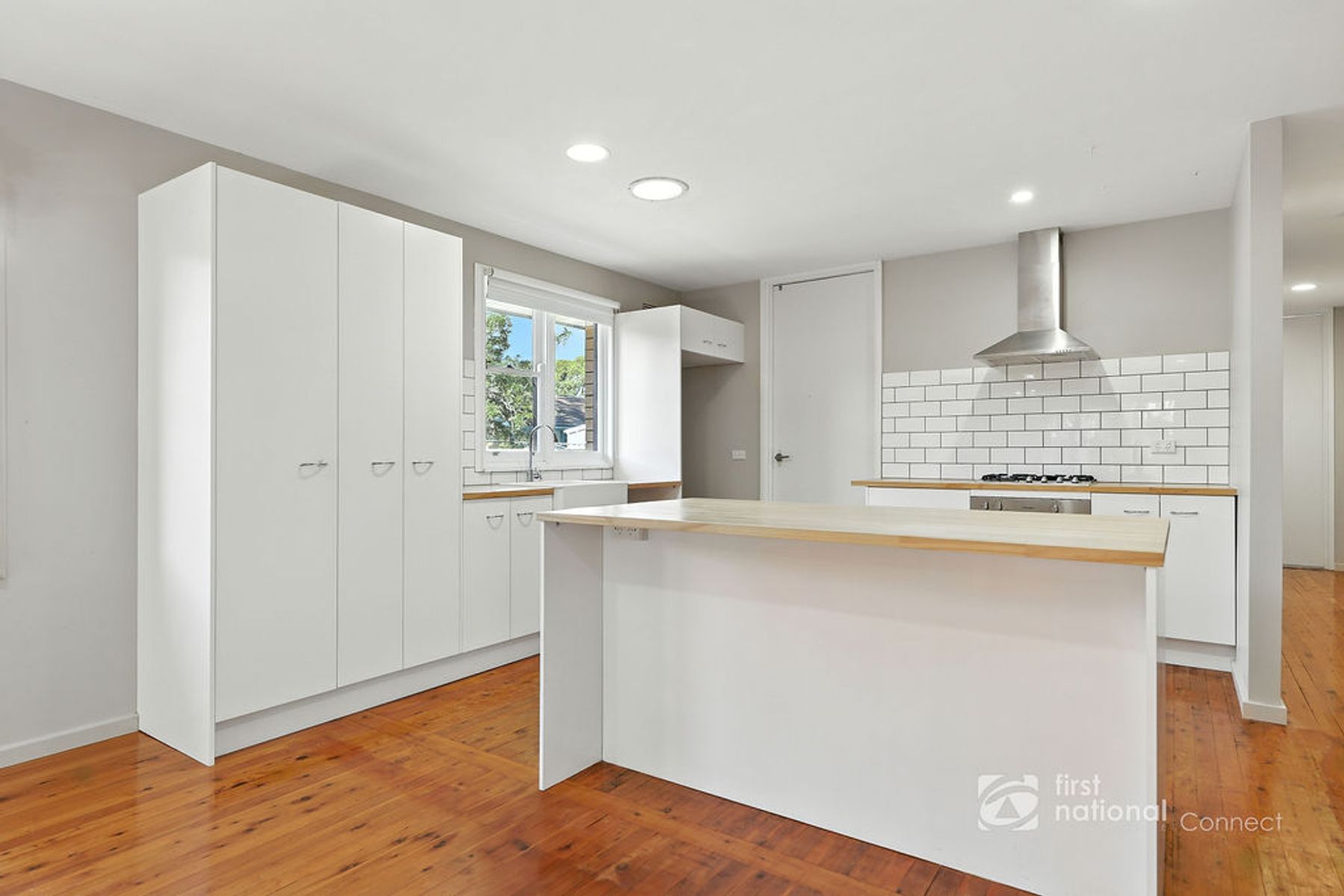 50 Mckellar Crescent, South Windsor NSW 2756, South Windsor - Thumbnail 4