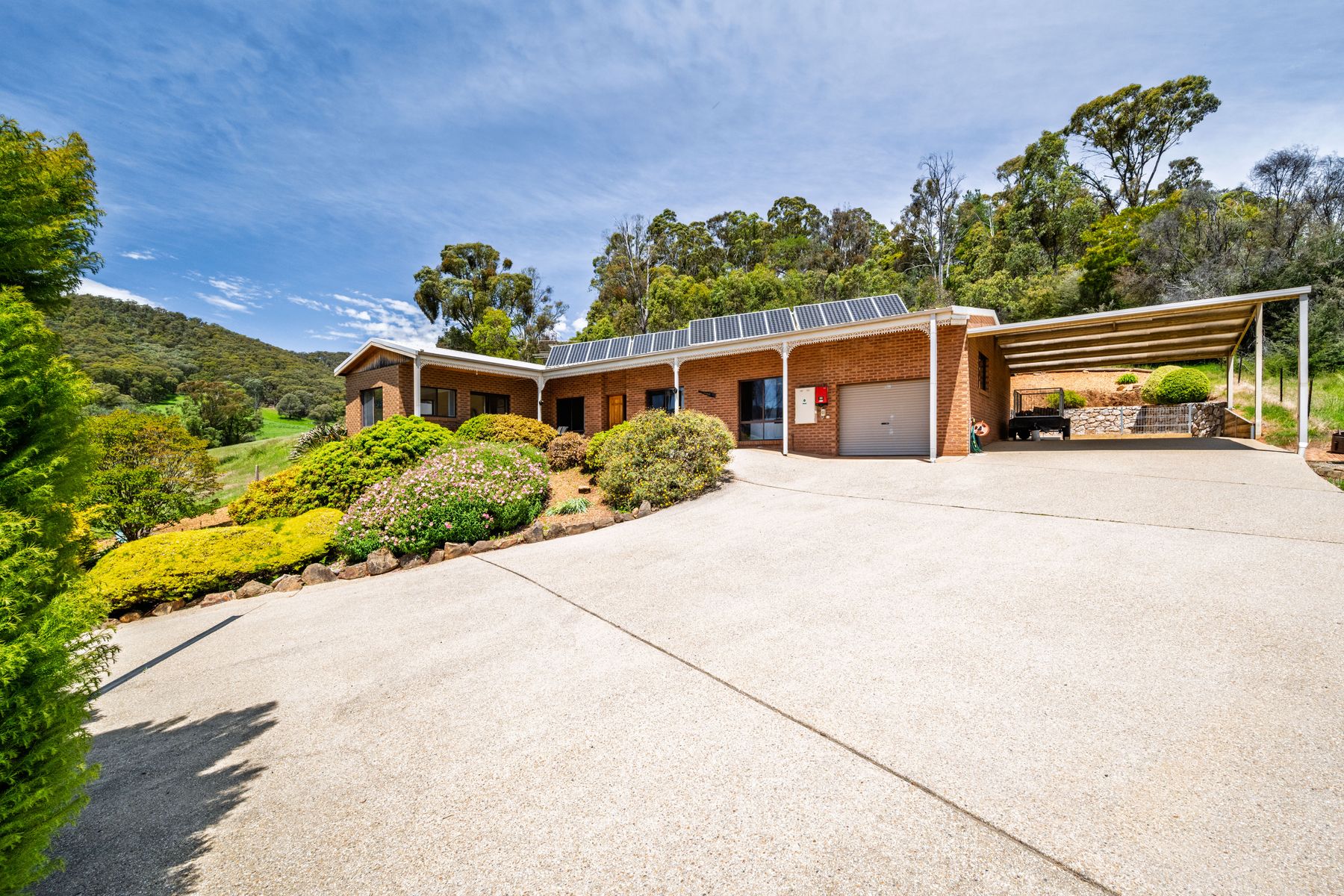 411 Mount Buffalo Road, Porepunkah VIC 3740, Porepunkah - Image 1