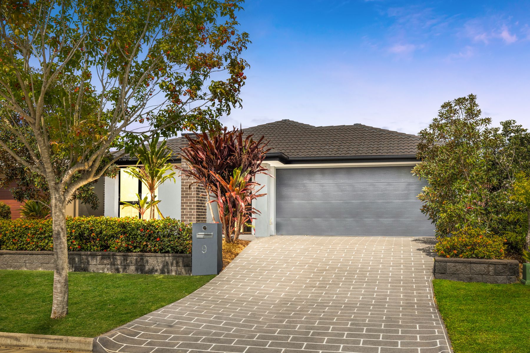 9 Girraween Street, Pimpama QLD 4209, Pimpama - Thumbnail 2