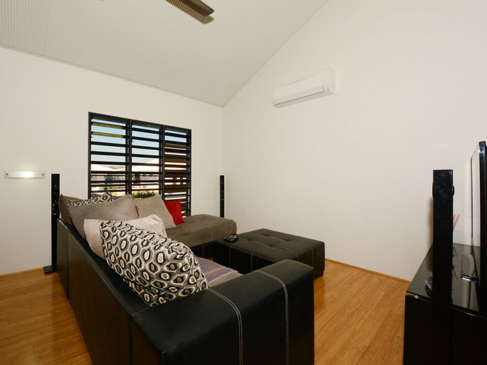 36 Clarke Street, Bellamack NT 0832, Bellamack - Thumbnail 3