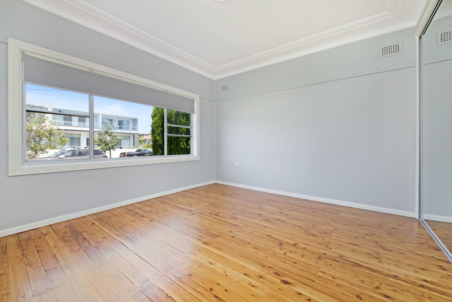 34 Bonanza Parade, Sans Souci NSW 2219, Sans Souci - Thumbnail 5