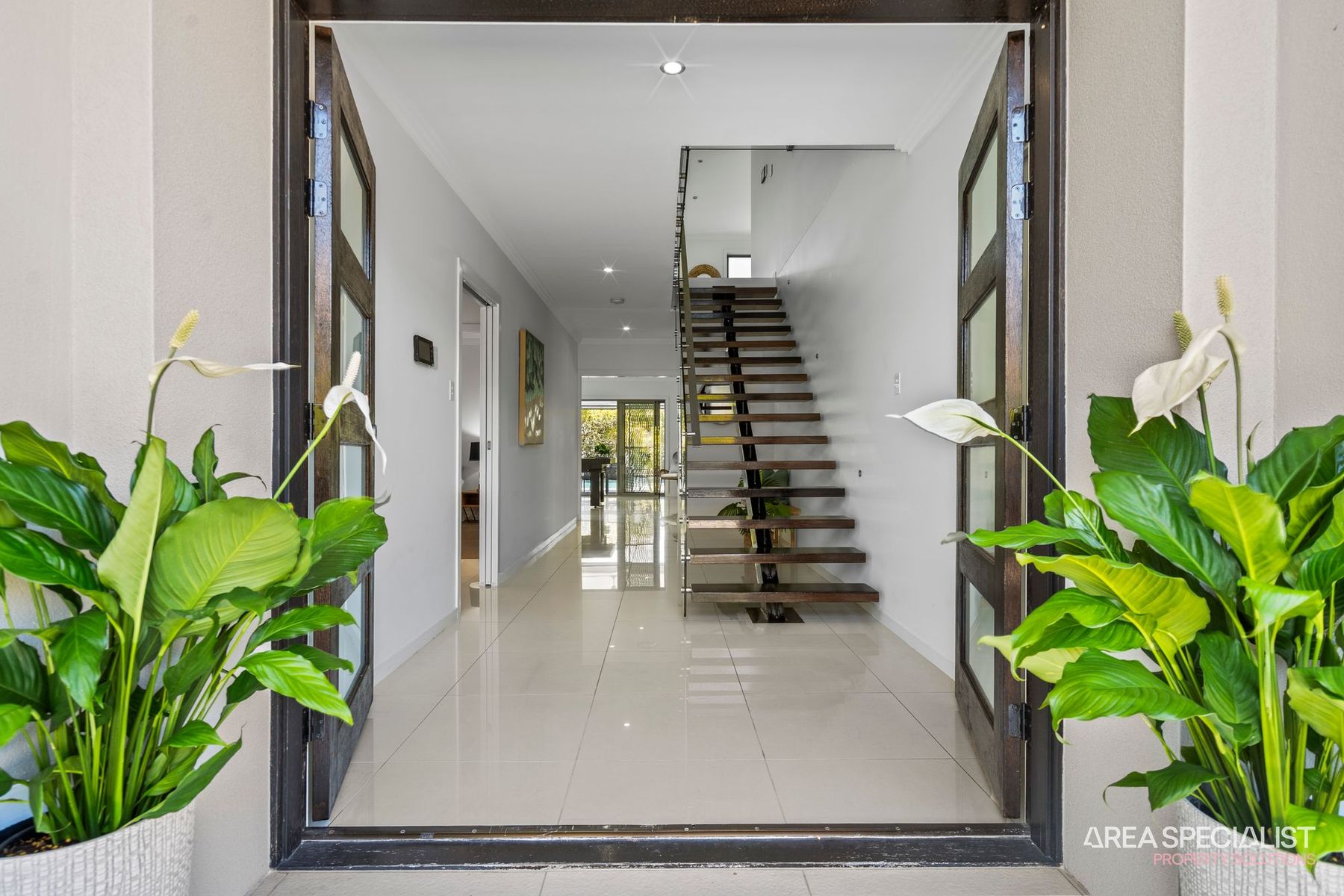 8 Adrian Court, Jacobs Well, QLD 4208, Jacobs Well - Thumbnail 6