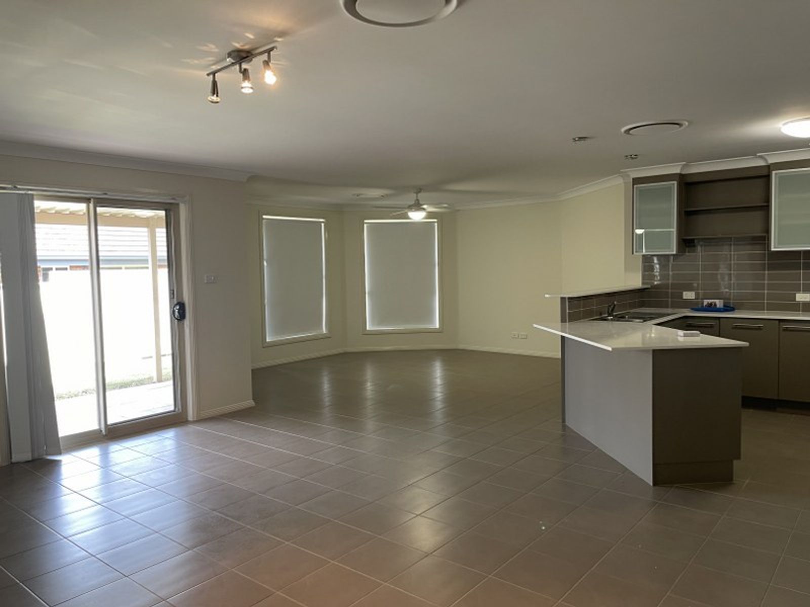 25 Hibiscus Way, Tamworth NSW 2340, Tamworth - Thumbnail 4