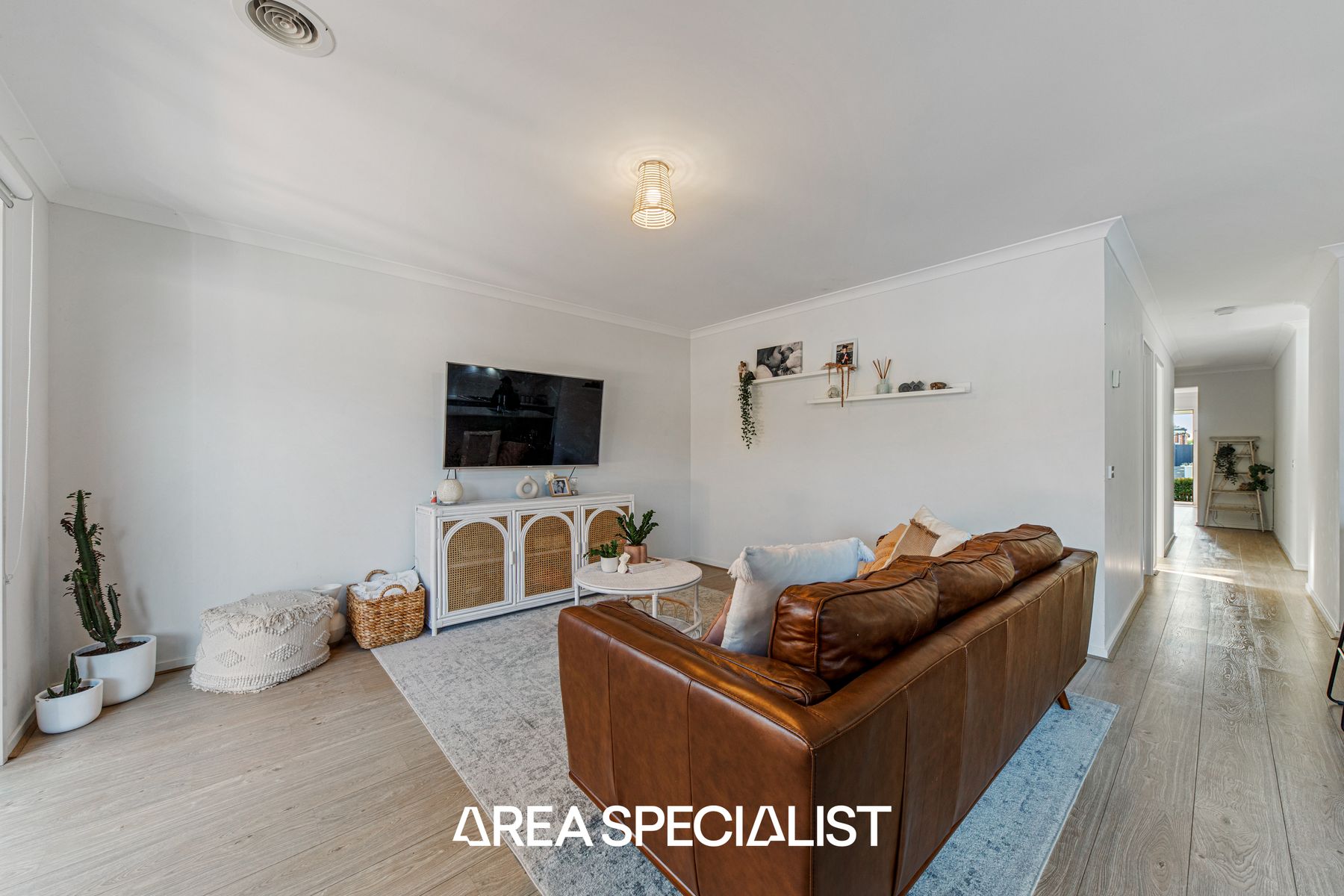 23 Tremont Street, Pakenham, VIC 3810, Pakenham - Thumbnail 3