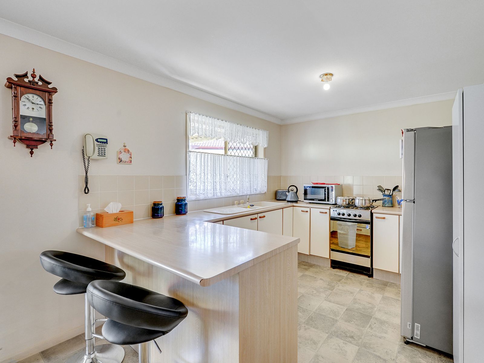 4 Gaynor Court, Boronia Heights QLD 4124, Boronia Heights - Thumbnail 4