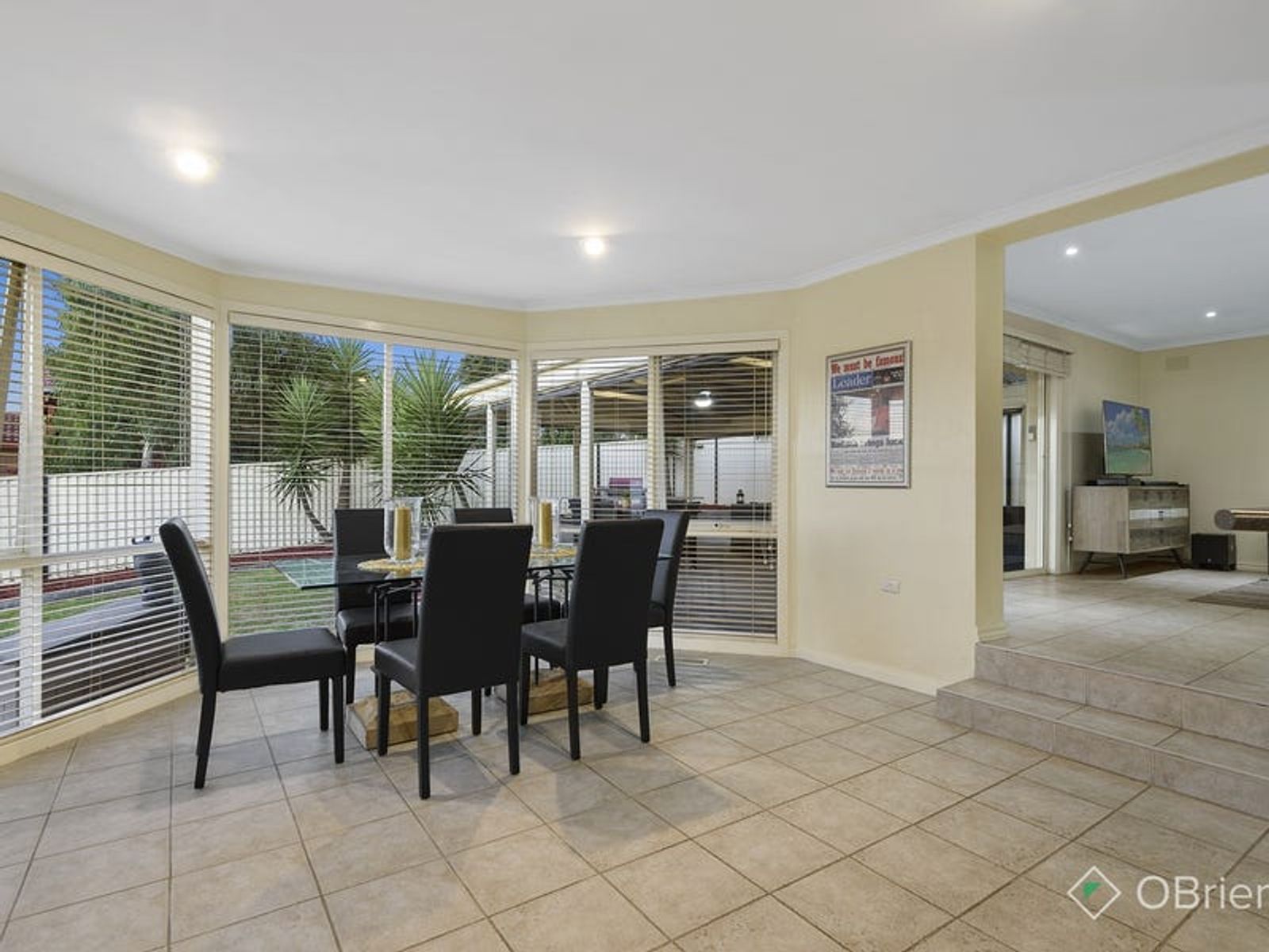 89 Sydney Parkinson Avenue, Endeavour Hills, VIC 3802, Endeavour Hills - Thumbnail 5