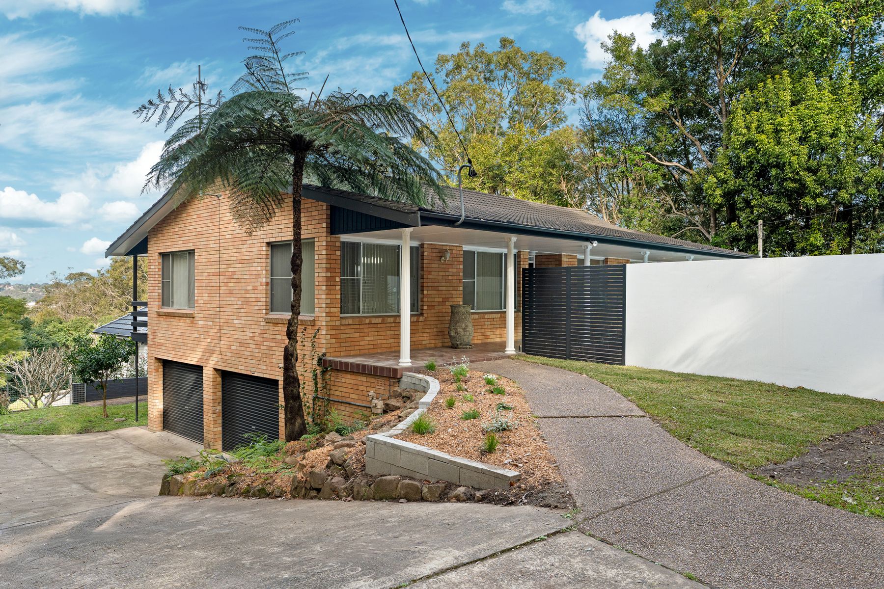 225 Grinsell Street, Kotara - Image 1