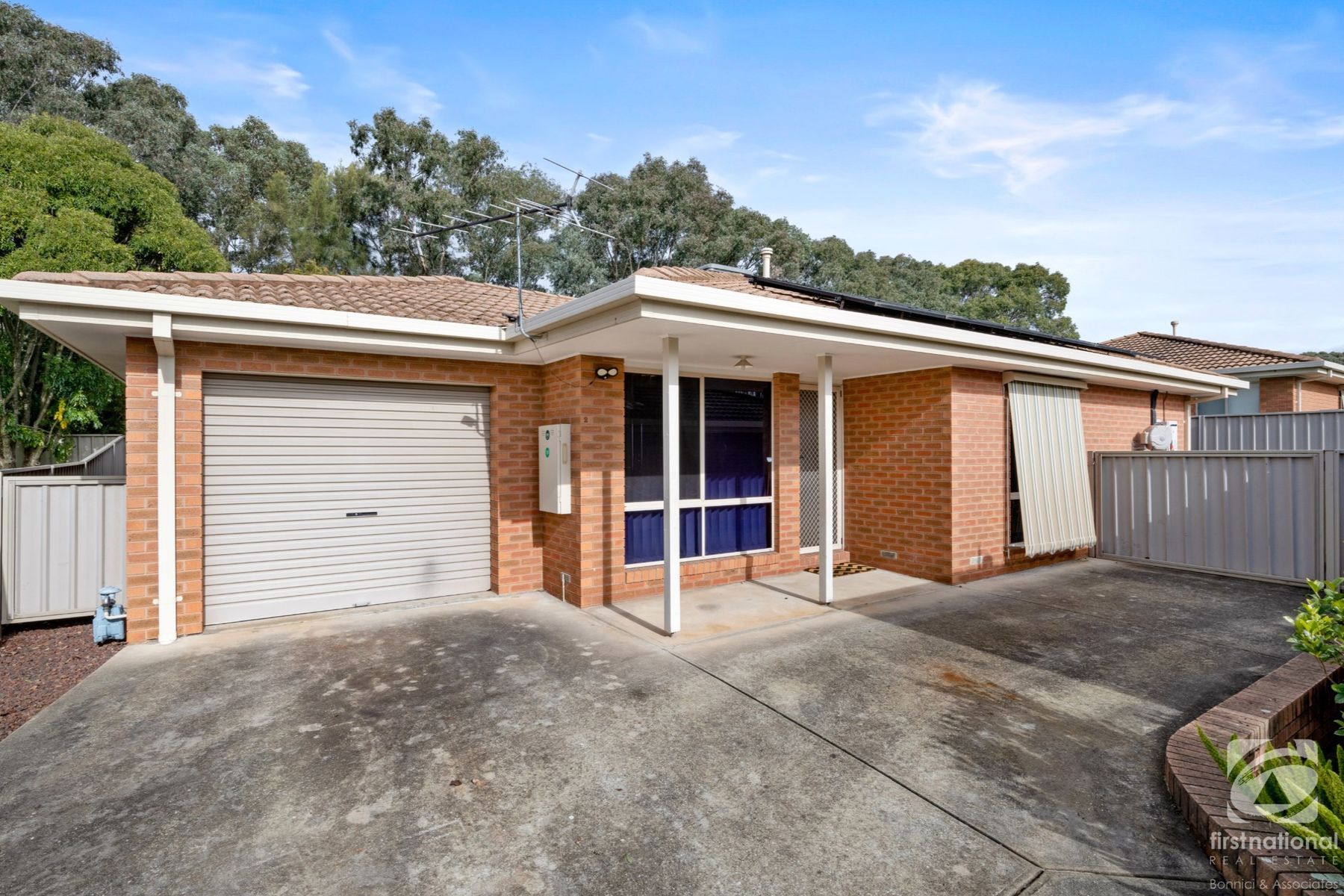 2/21 Kingsbury Court, West Wodonga VIC 3690