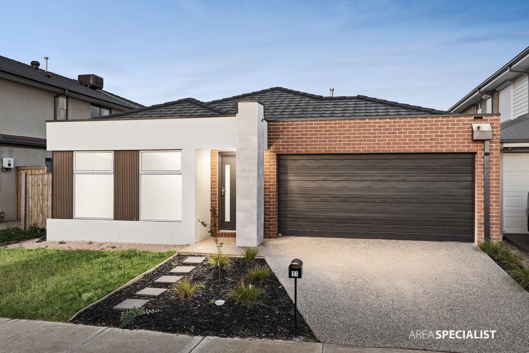 31 Greenmont Road, Wyndham Vale, Wyndham Vale - Thumbnail 2