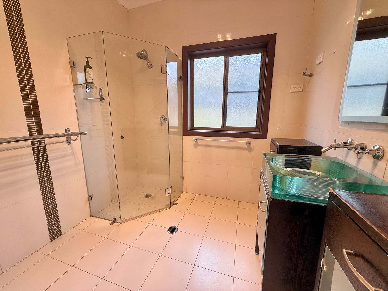 284 Gladstone Ave, Mount Saint Thomas NSW 2500, Mount Saint Thomas - Thumbnail 7