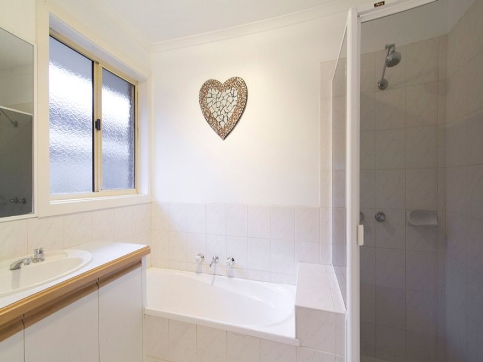 22 Waterdale Place, Aspendale Gardens, VIC 3195, Aspendale Gardens - Thumbnail 2