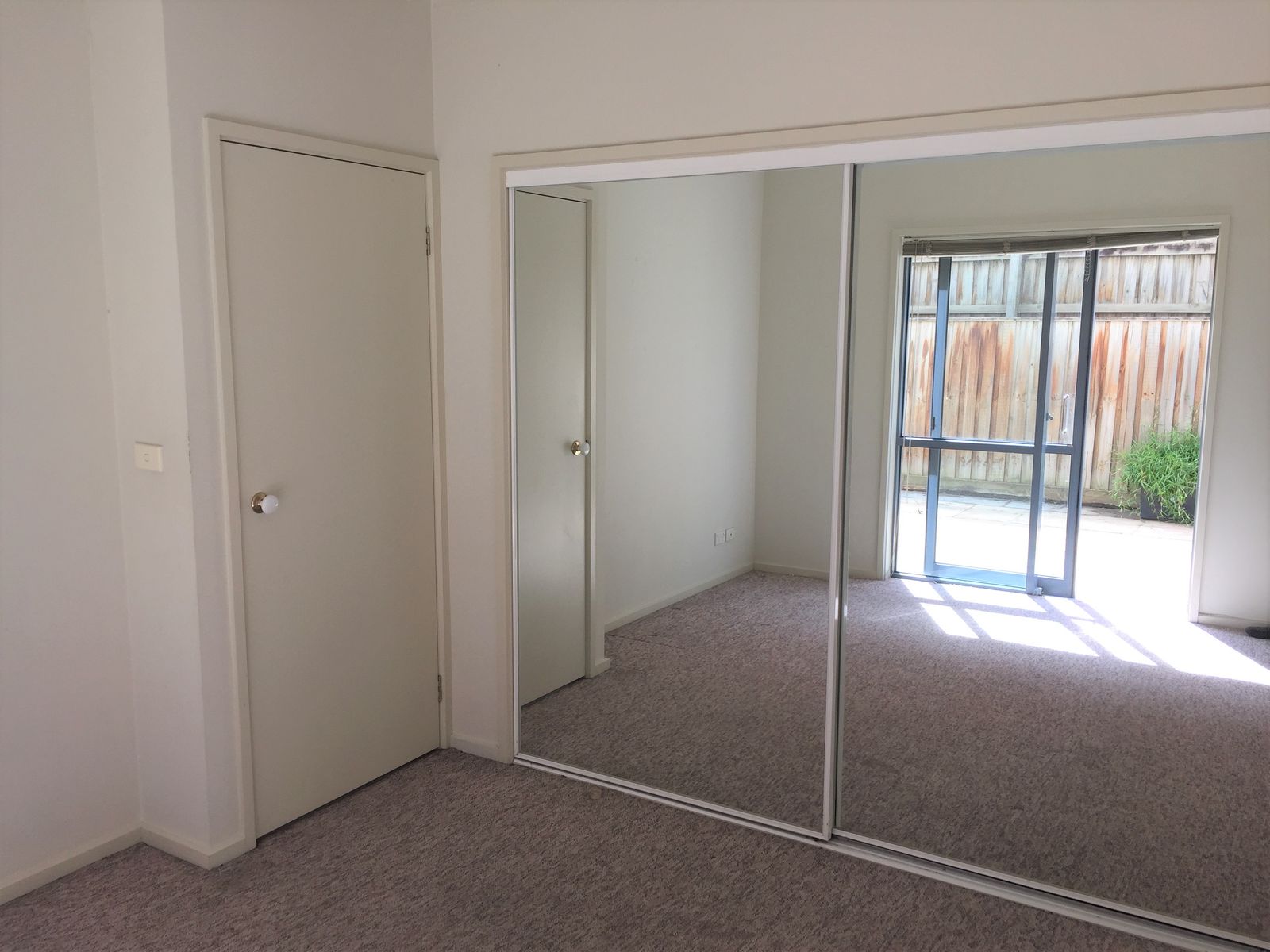 2/100 Wells Street, Southbank VIC 3006, Southbank - Thumbnail 7