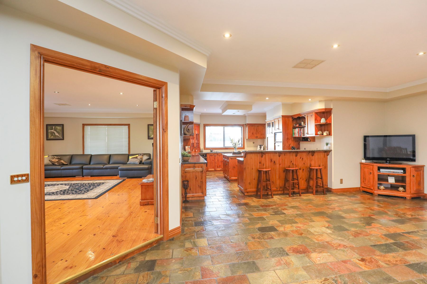 906 Seventeenth Street, Mildura - Thumbnail 8