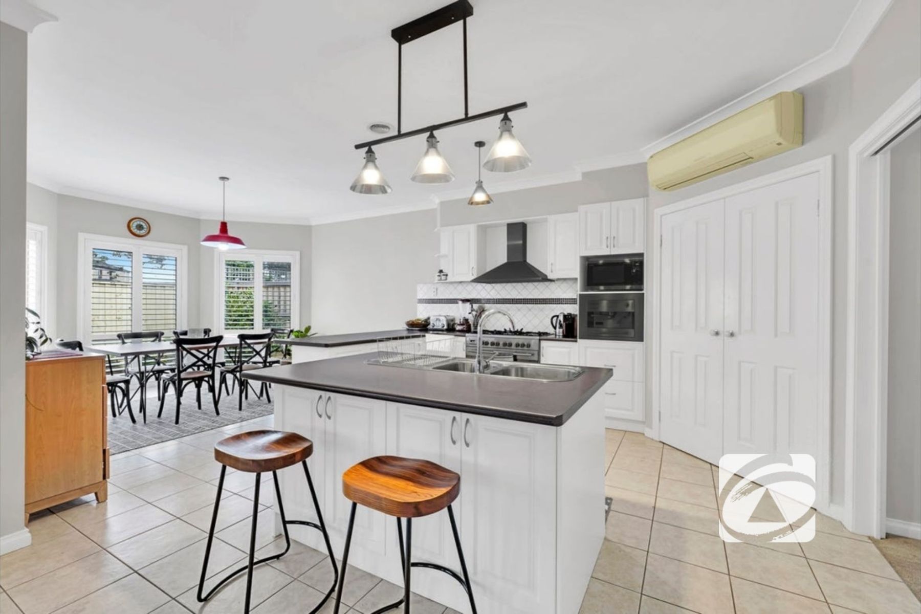 32 Heritage Drive, Narre Warren South VIC 3805, Narre Warren South - Thumbnail 2