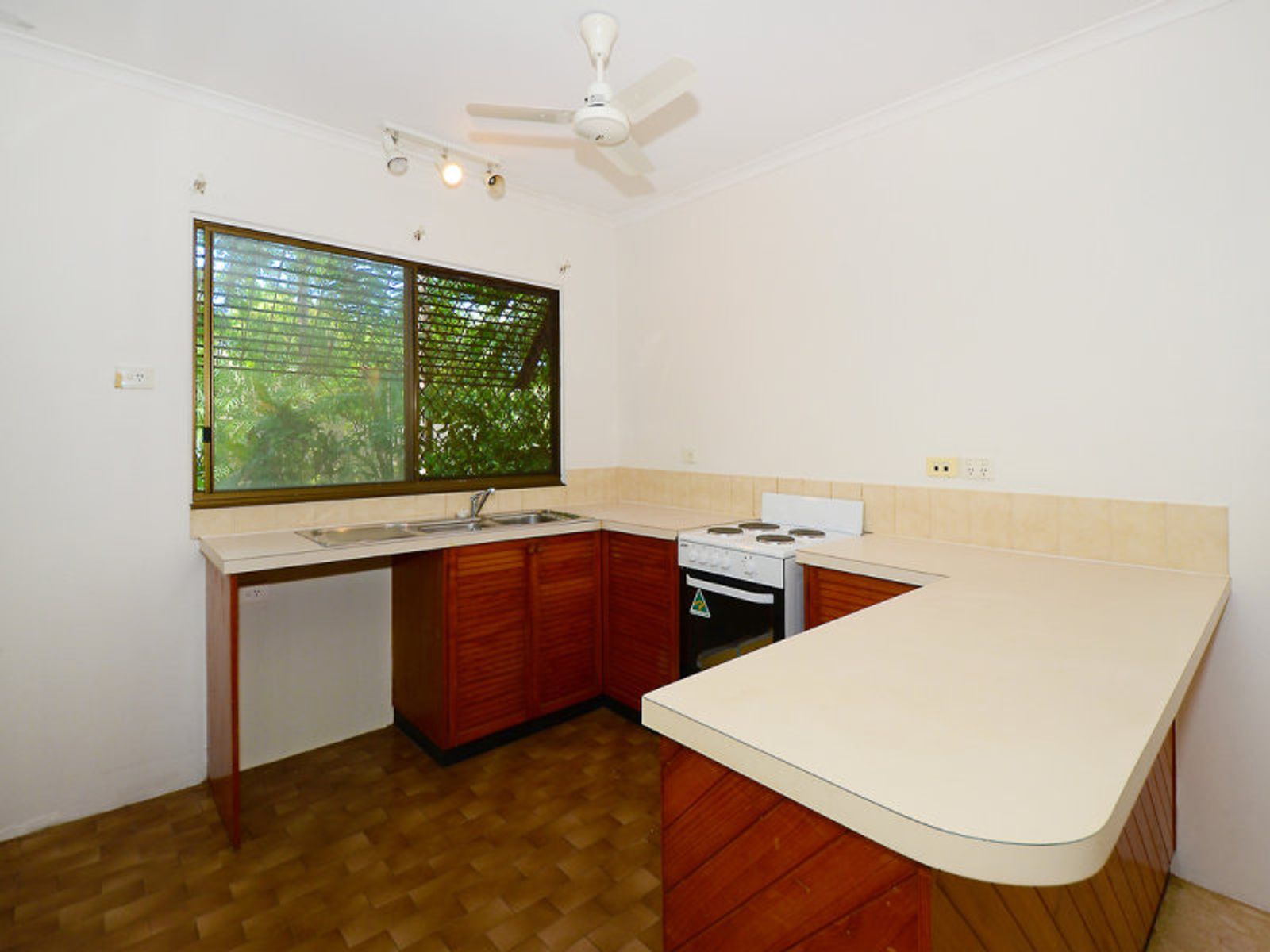 103/16 Hudson Fysh Avenue, Parap NT 0820, Parap - Thumbnail 5
