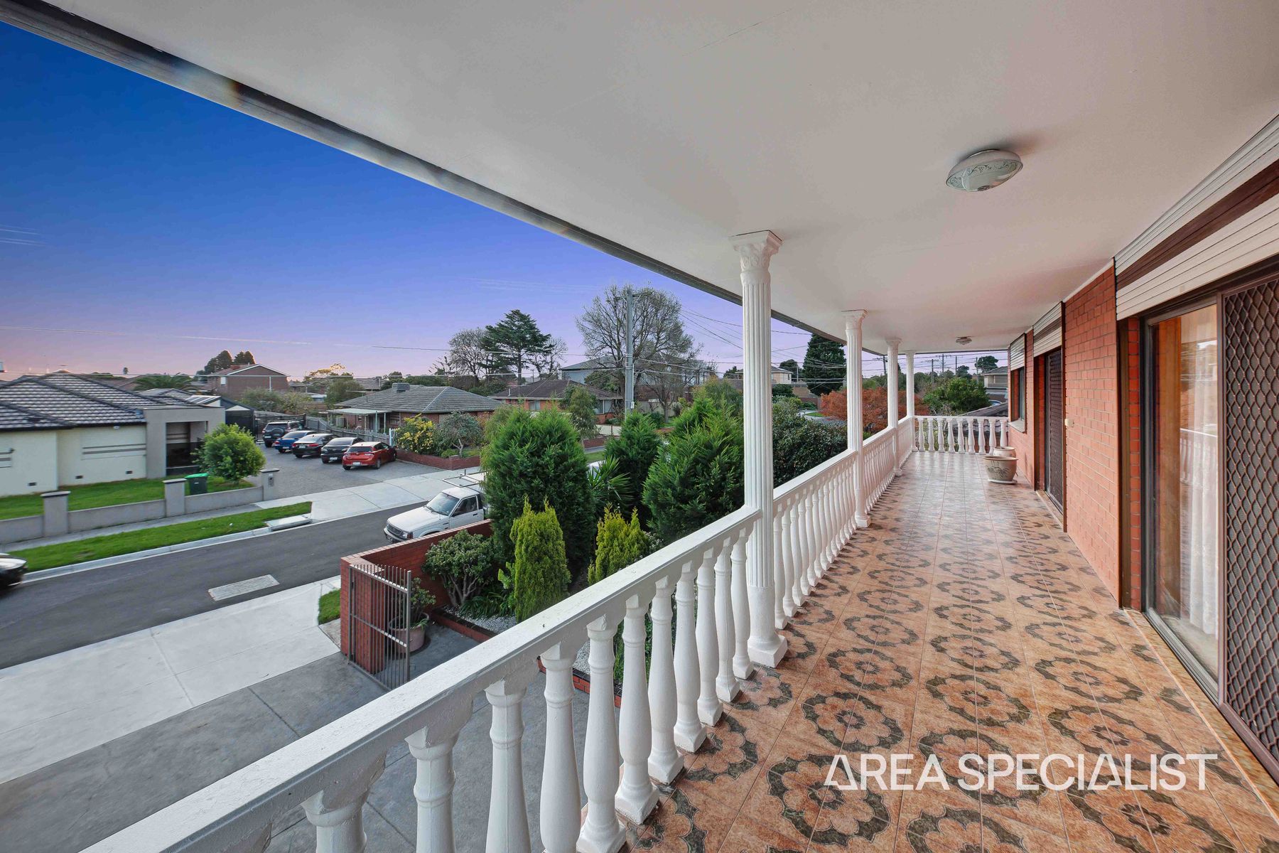 16 Lawley Street, Reservoir, Reservoir - Thumbnail 4