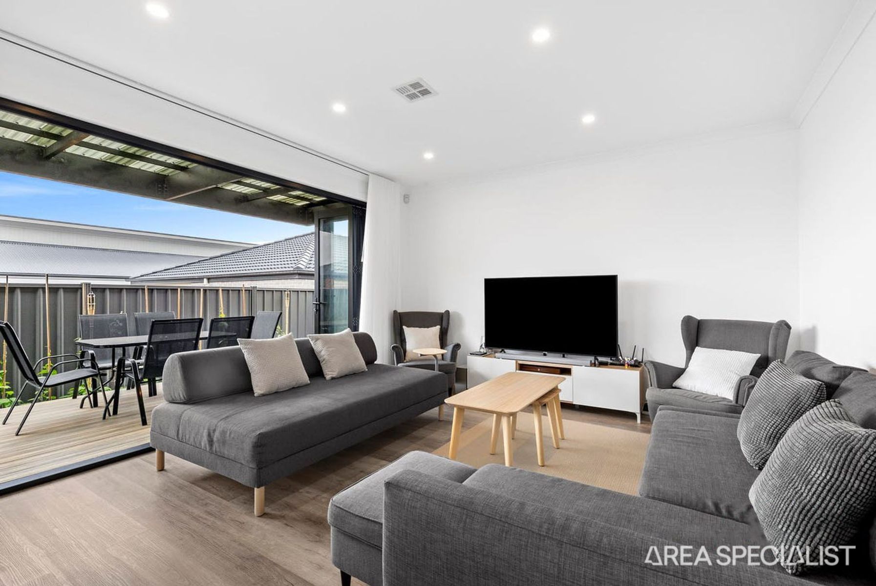 77 Kane Drive, St Leonards, St Leonards - Thumbnail 6