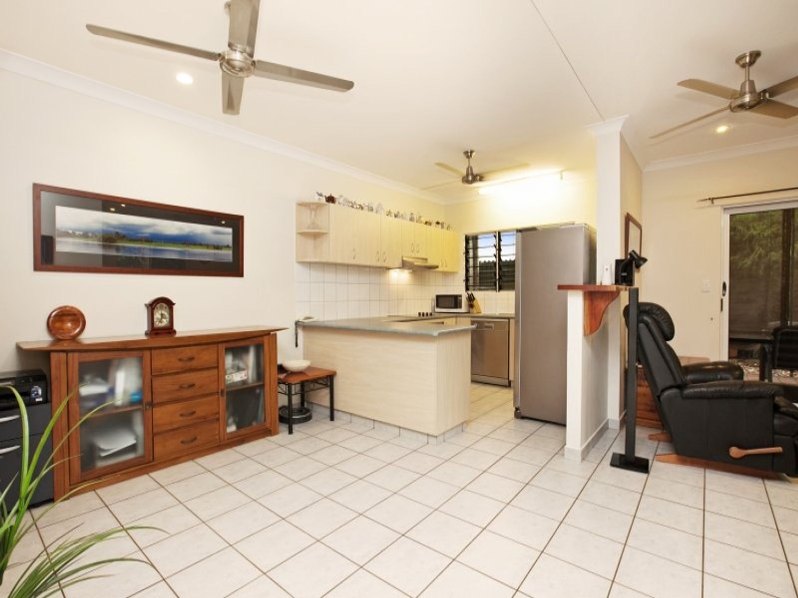 1/34 Sovereign Circuit, Coconut Grove NT 0810, Coconut Grove - Thumbnail 3