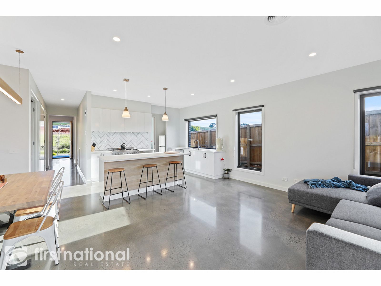 12 McCubbin Drive, Warragul, VIC 3820, Warragul - Thumbnail 5