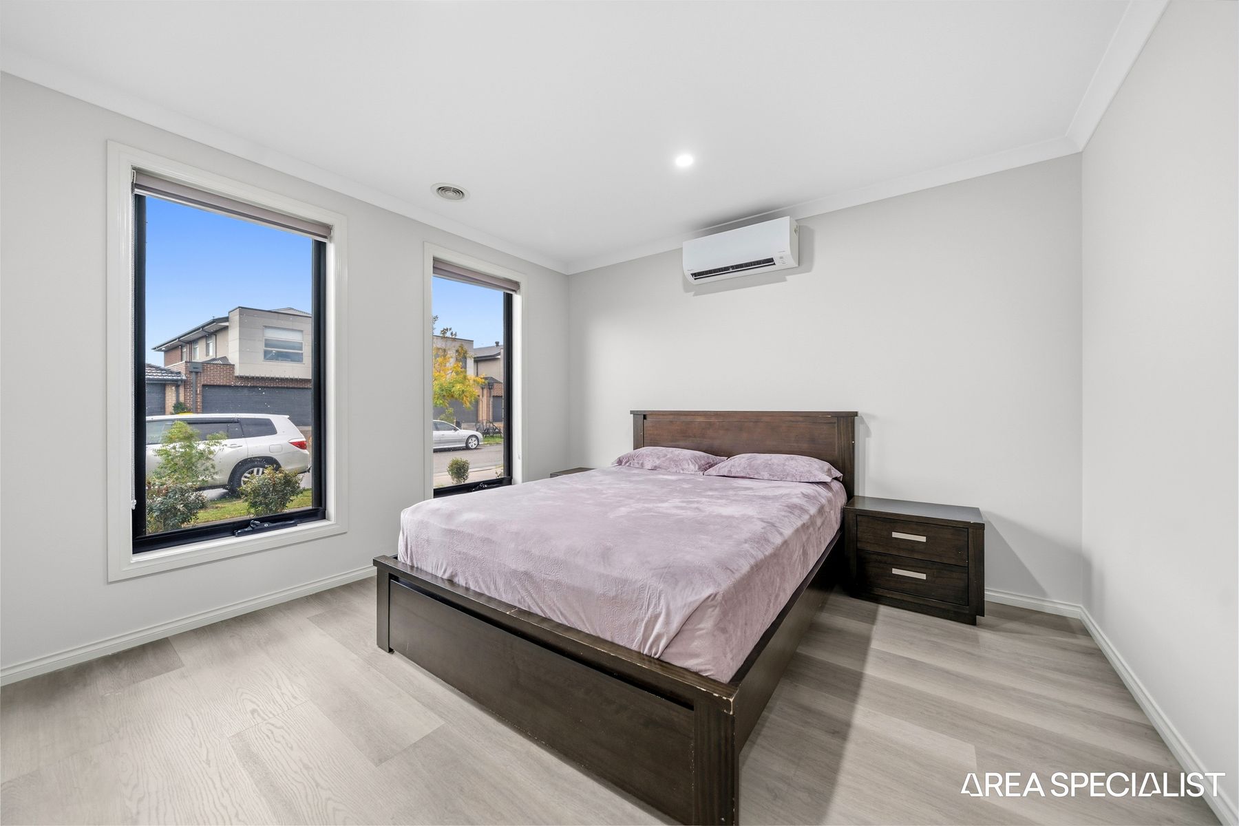 8 Dalziell Crescent, Cranbourne North, Cranbourne North - Thumbnail 6