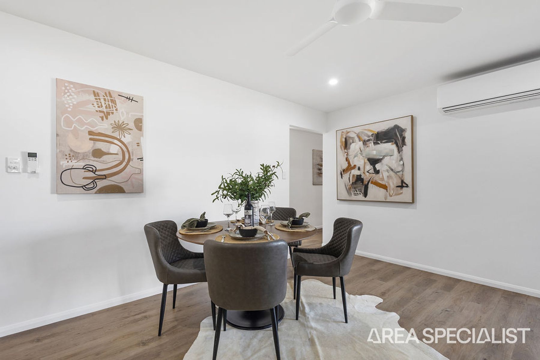 49 Oldmill Drive, Beaconsfield, Beaconsfield - Thumbnail 6