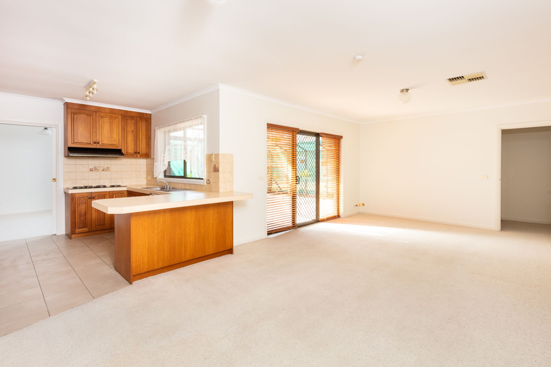 16 Smith Close, Mildura - Thumbnail 7