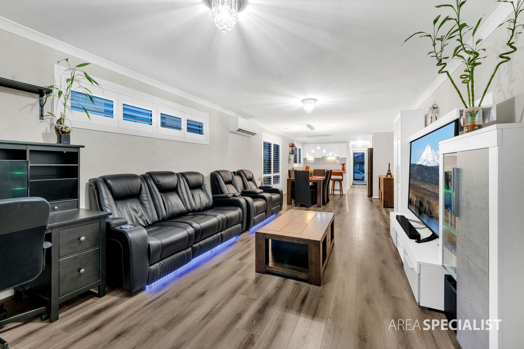 8 Catfish Street, Clyde North, VIC 3978, Clyde North - Thumbnail 4
