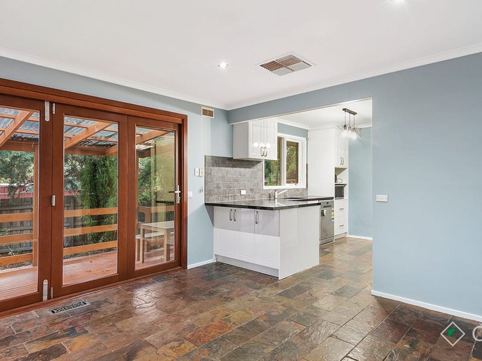 56 William Perry Close, Endeavour Hills, VIC 3802, Endeavour Hills - Thumbnail 3