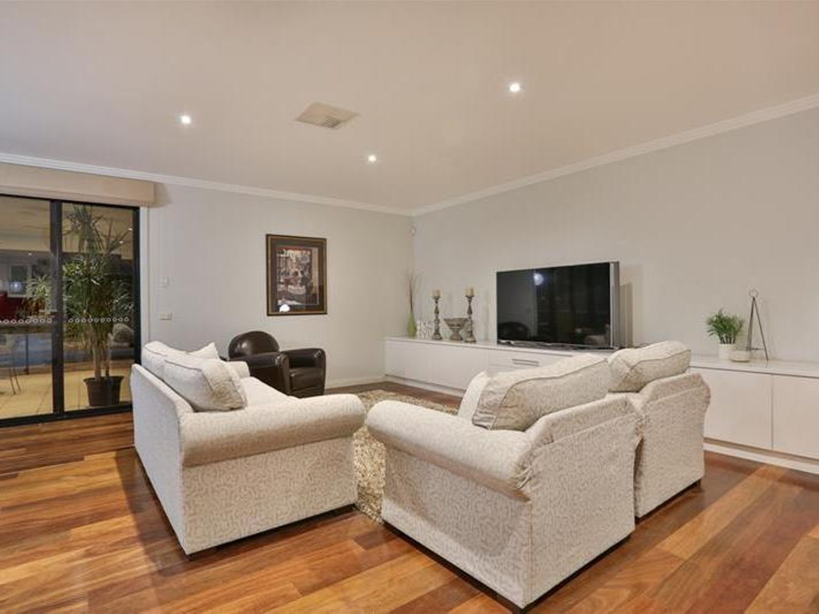 8 Grandview Way, Mildura - Thumbnail 3